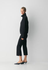 Carmen Capri - BLACK