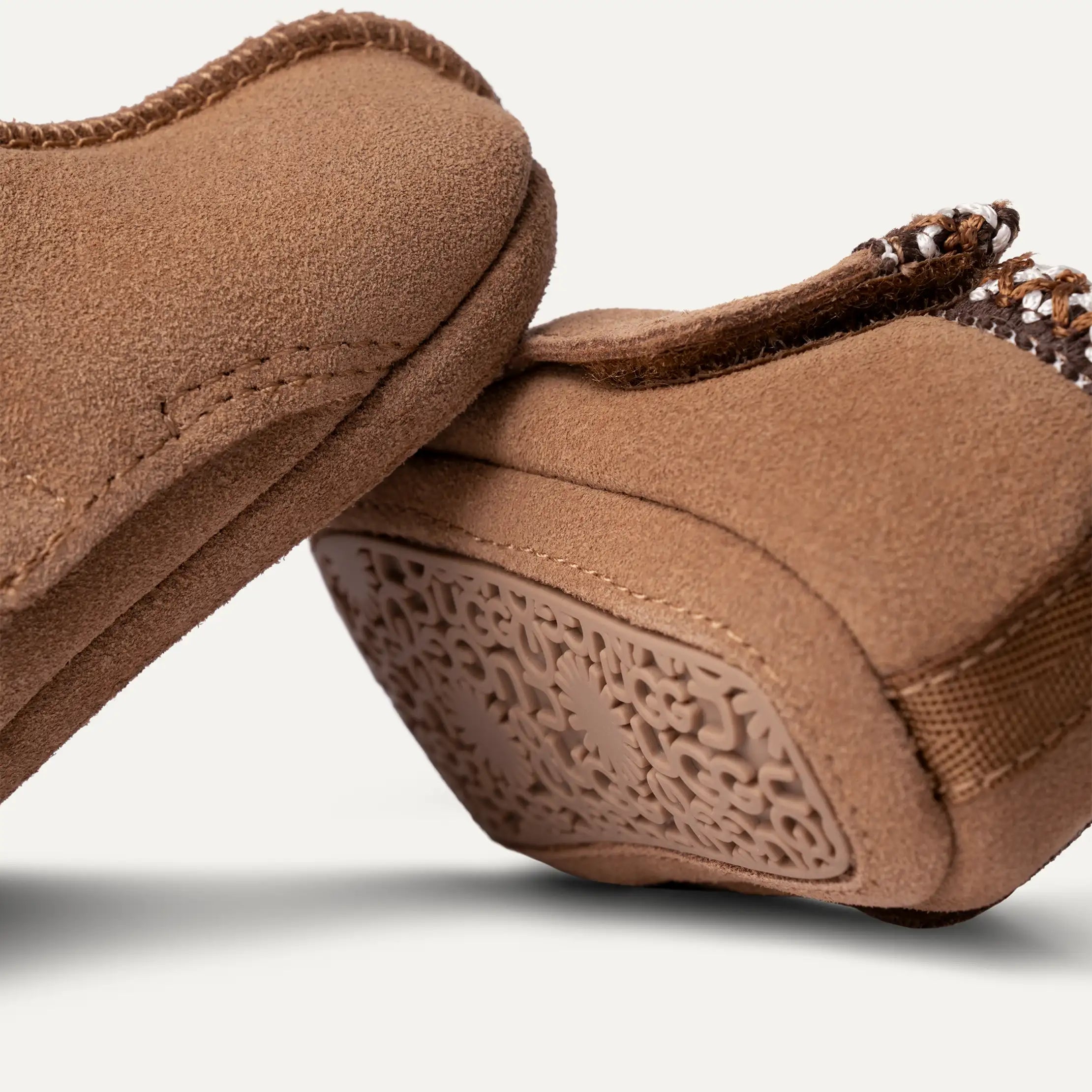 Baby Tasman - CHESTNUT