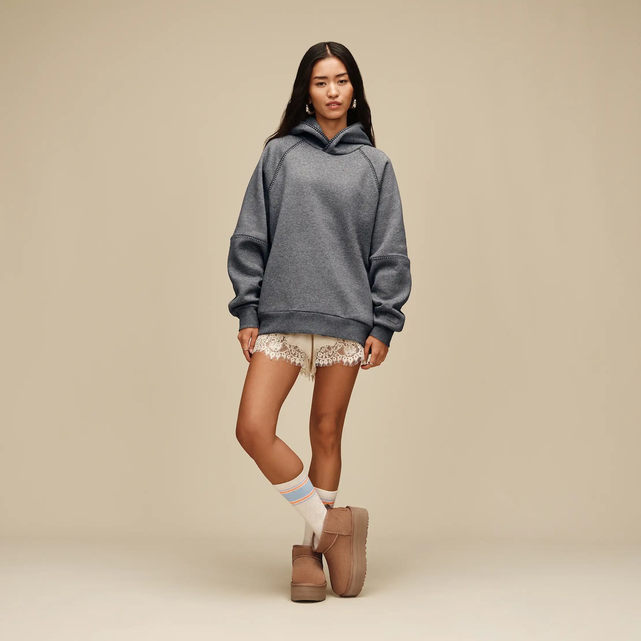 Women's Classic Hoodie - MEDIUM GREY HEATHER