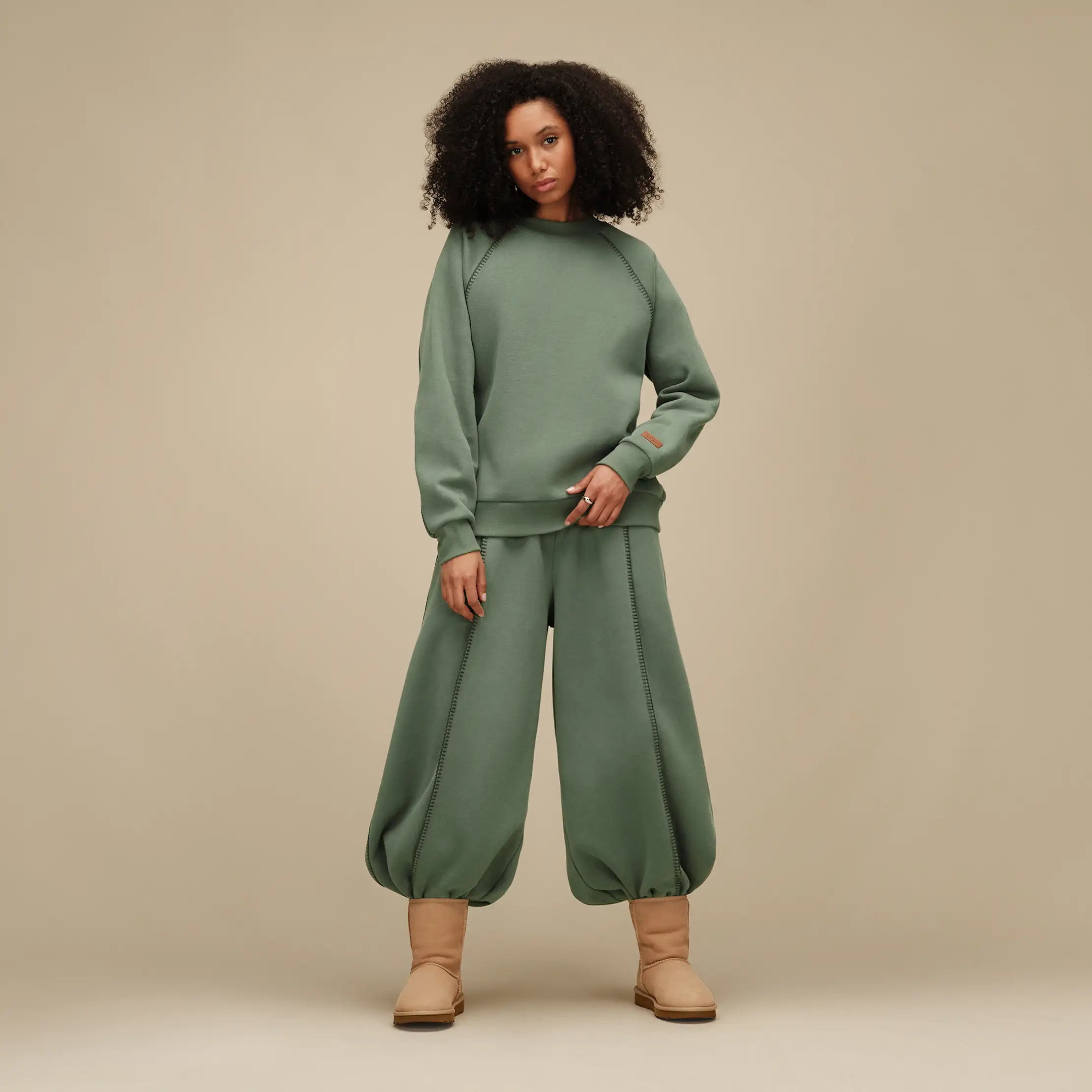 Women's Classic Crewneck - GREEN STONE