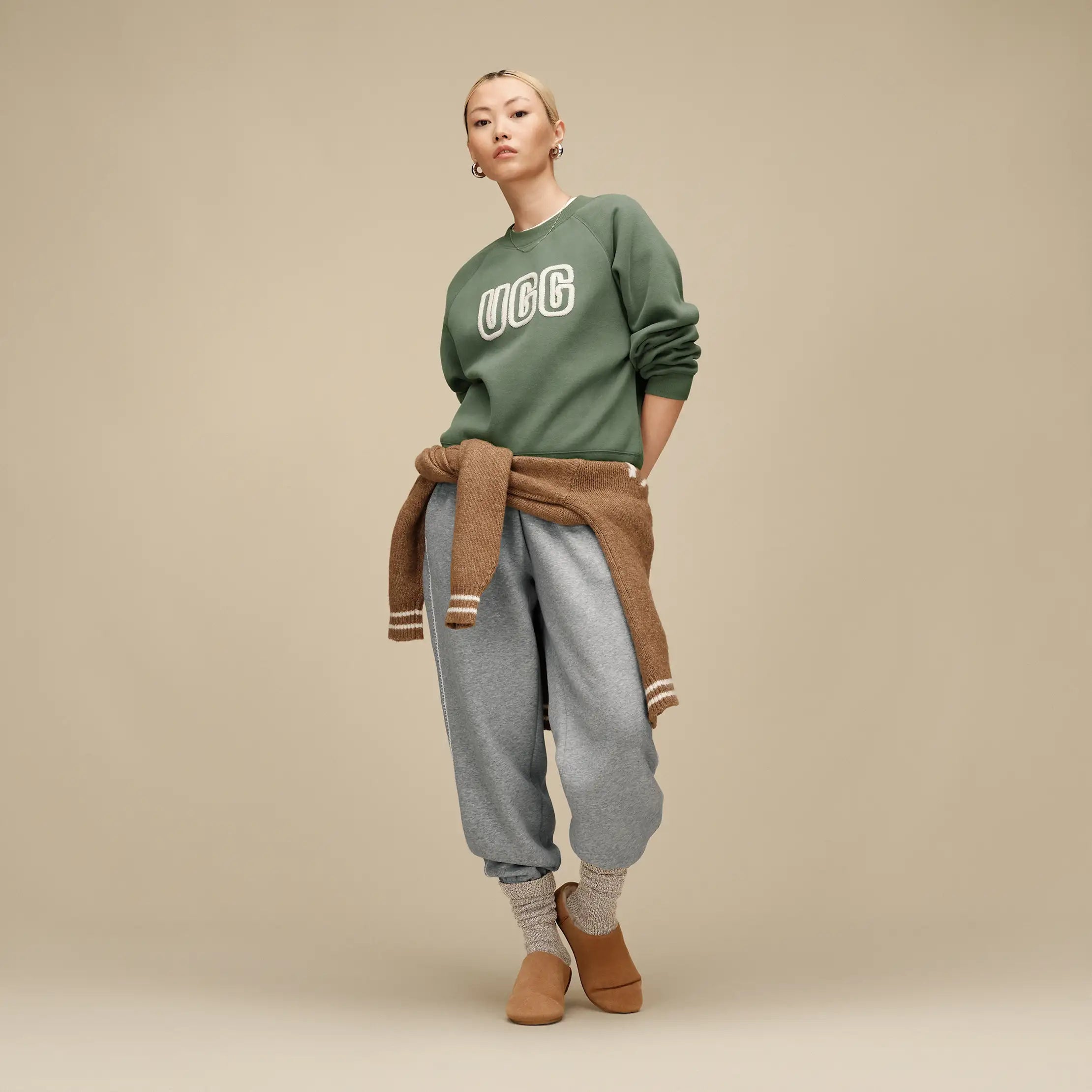 Women's UGG Logo Crewneck - GREEN STONE