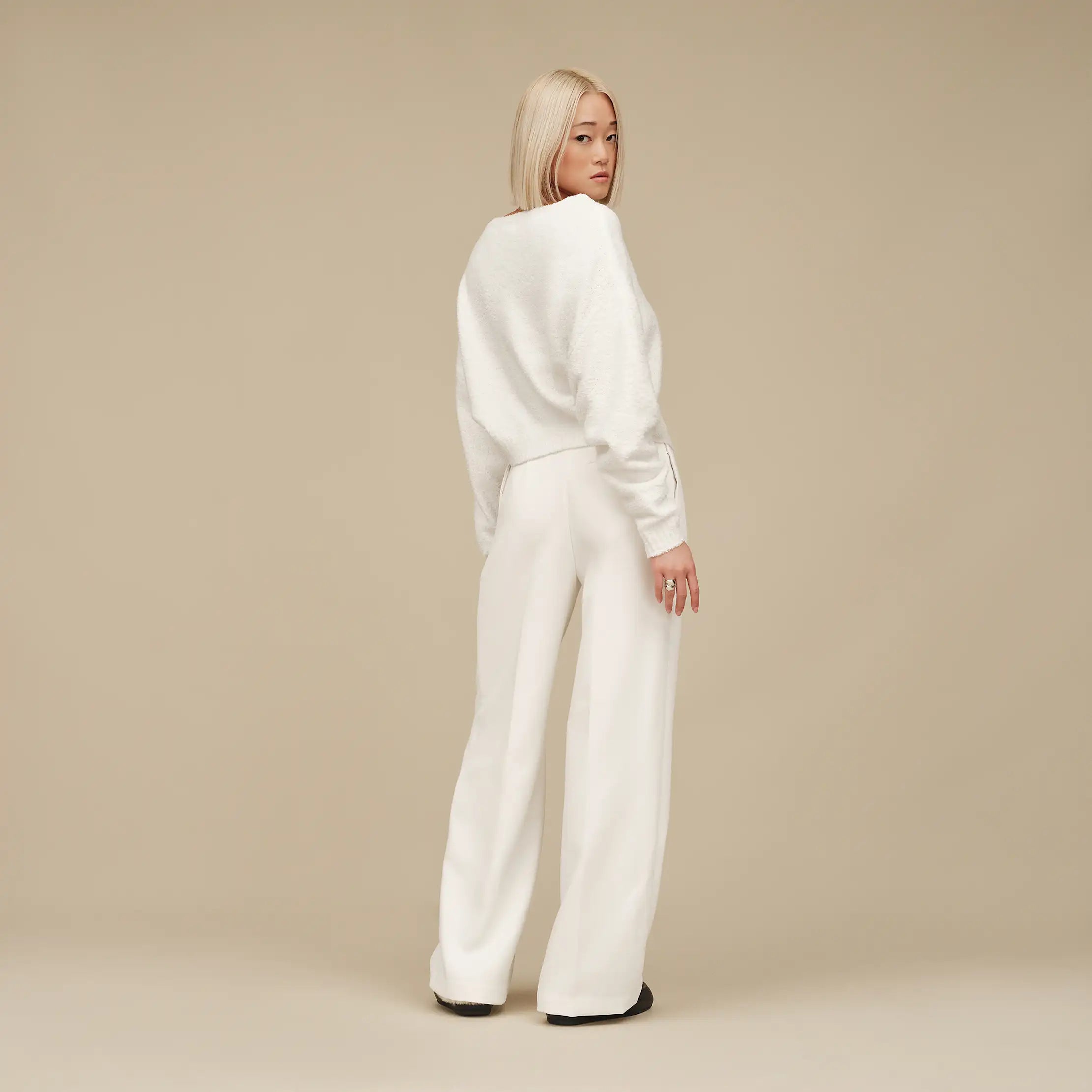 Women's Novalie Slouchy Pullover - CREAM