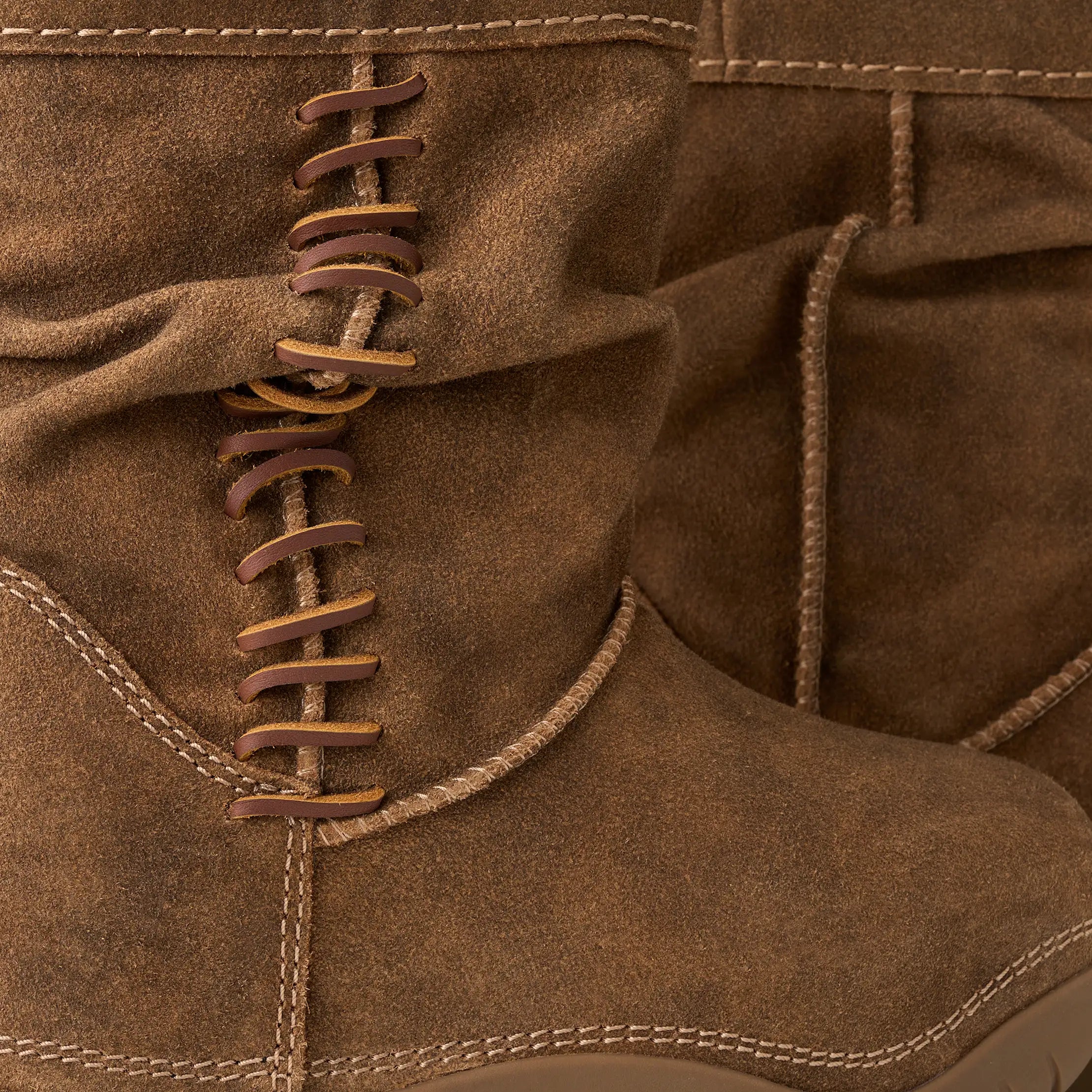 Women's Bucked Boot - CHESTNUT