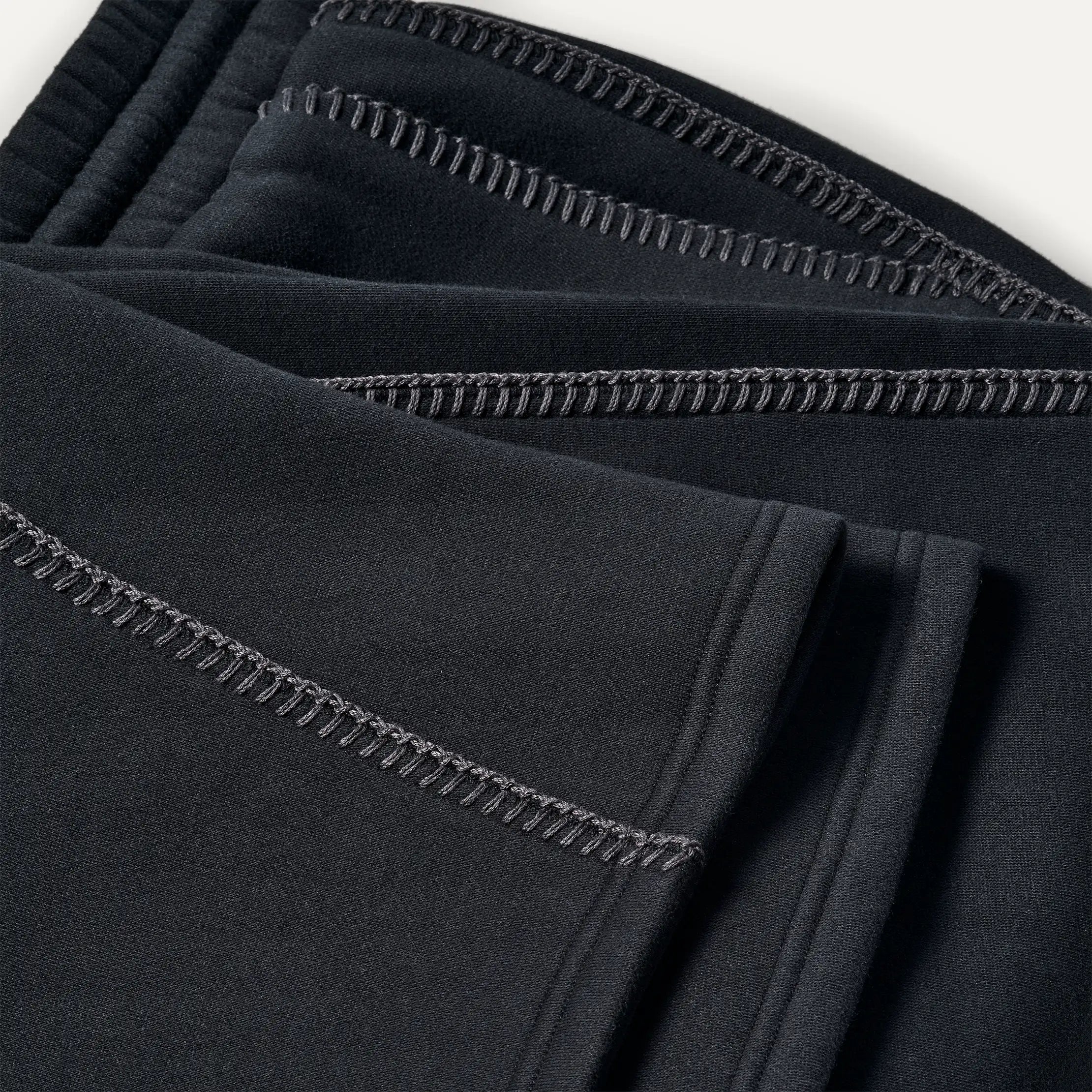 Women's Classic Straight-Leg Pant - BLACK
