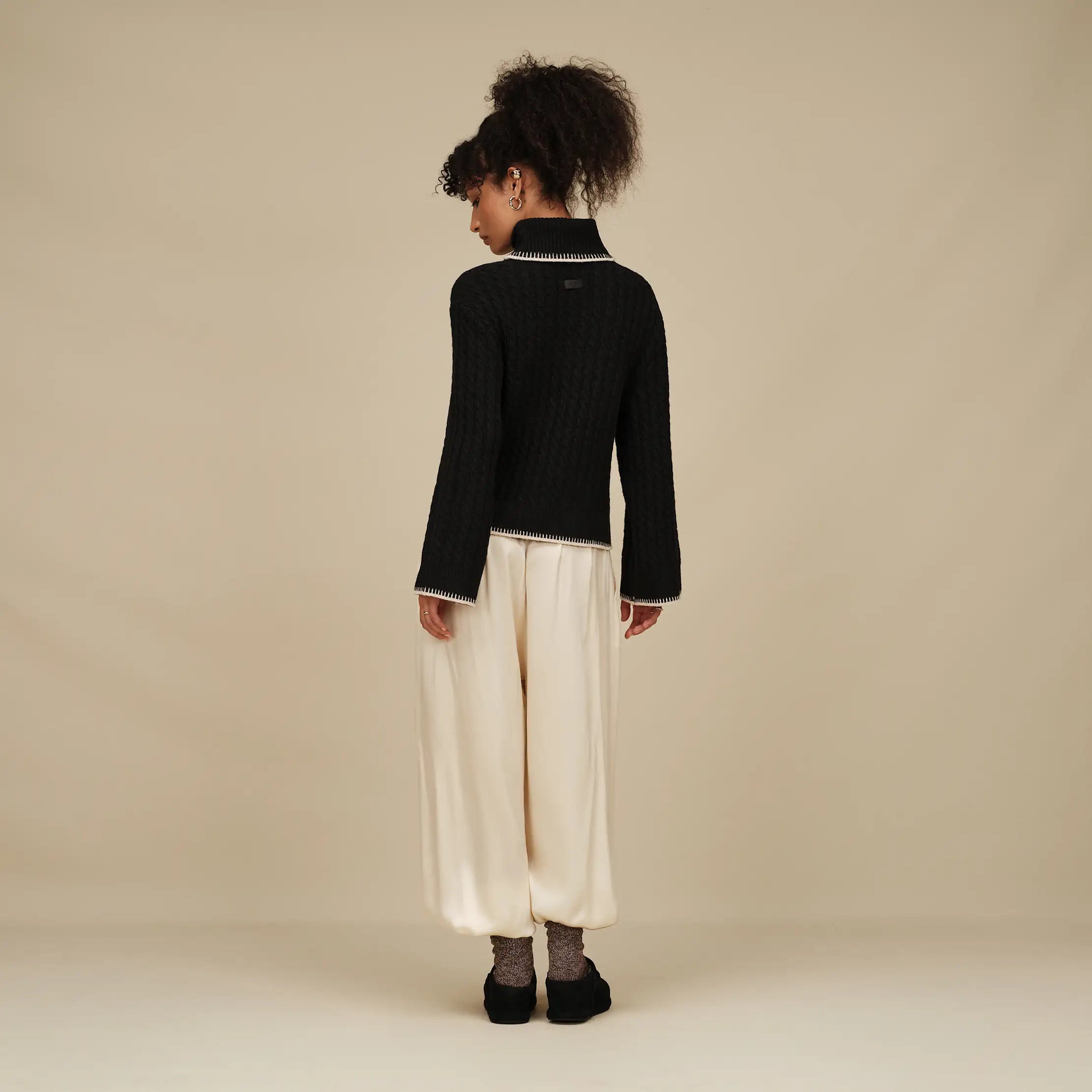 Women's Rylynn Turtleneck Sweater - BLACK