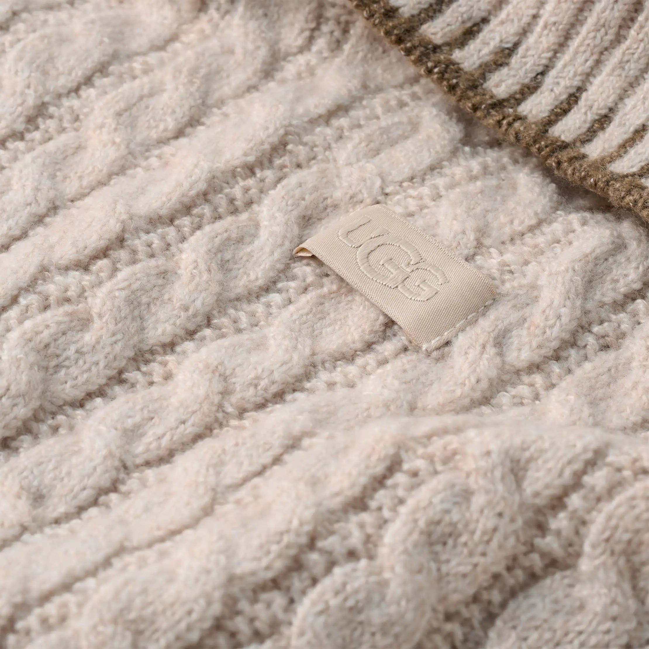 Women's Rylynn Turtleneck Sweater - OATMEAL HEATHER