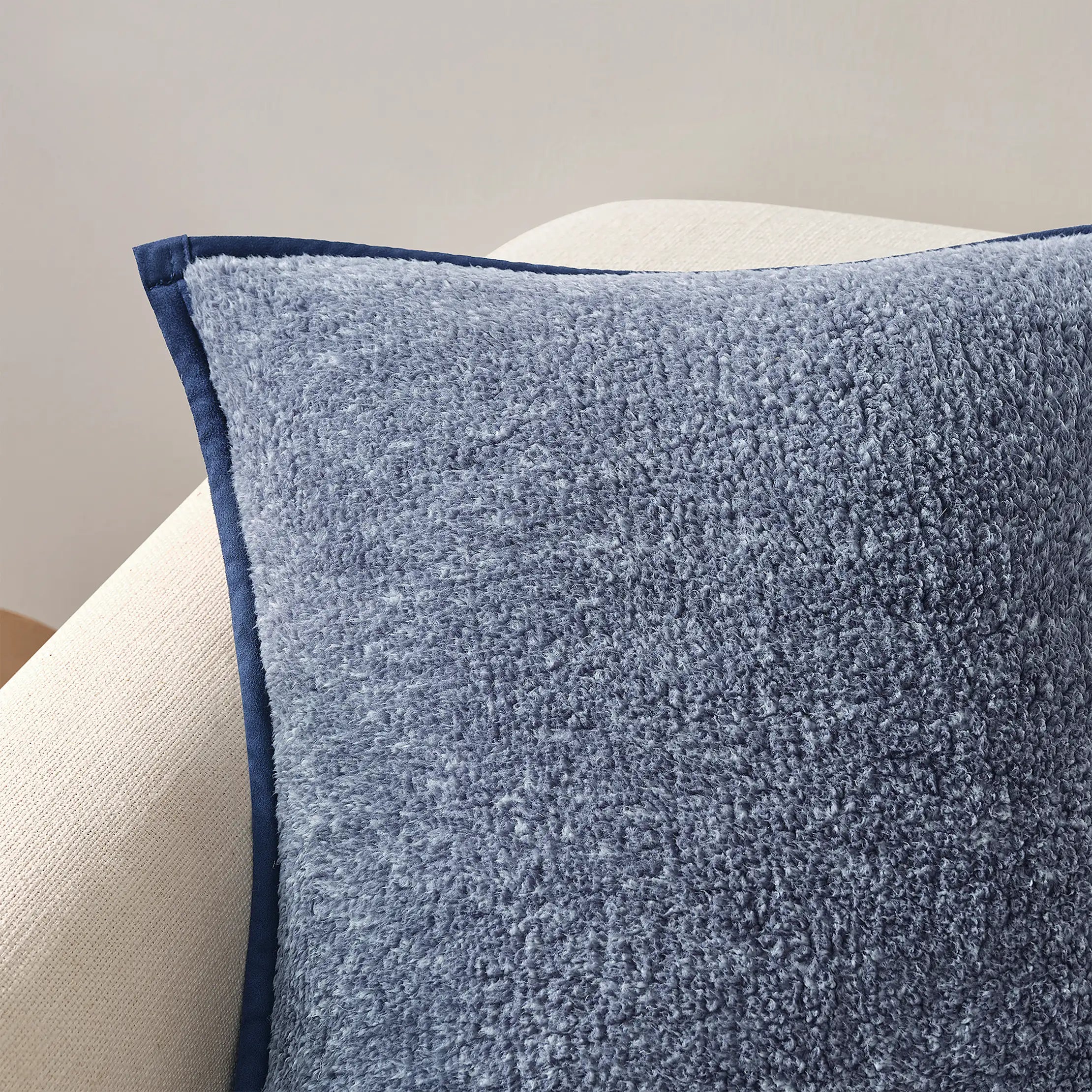 Home Classic UGGfluff Pillow 2 Pack - OCEAN