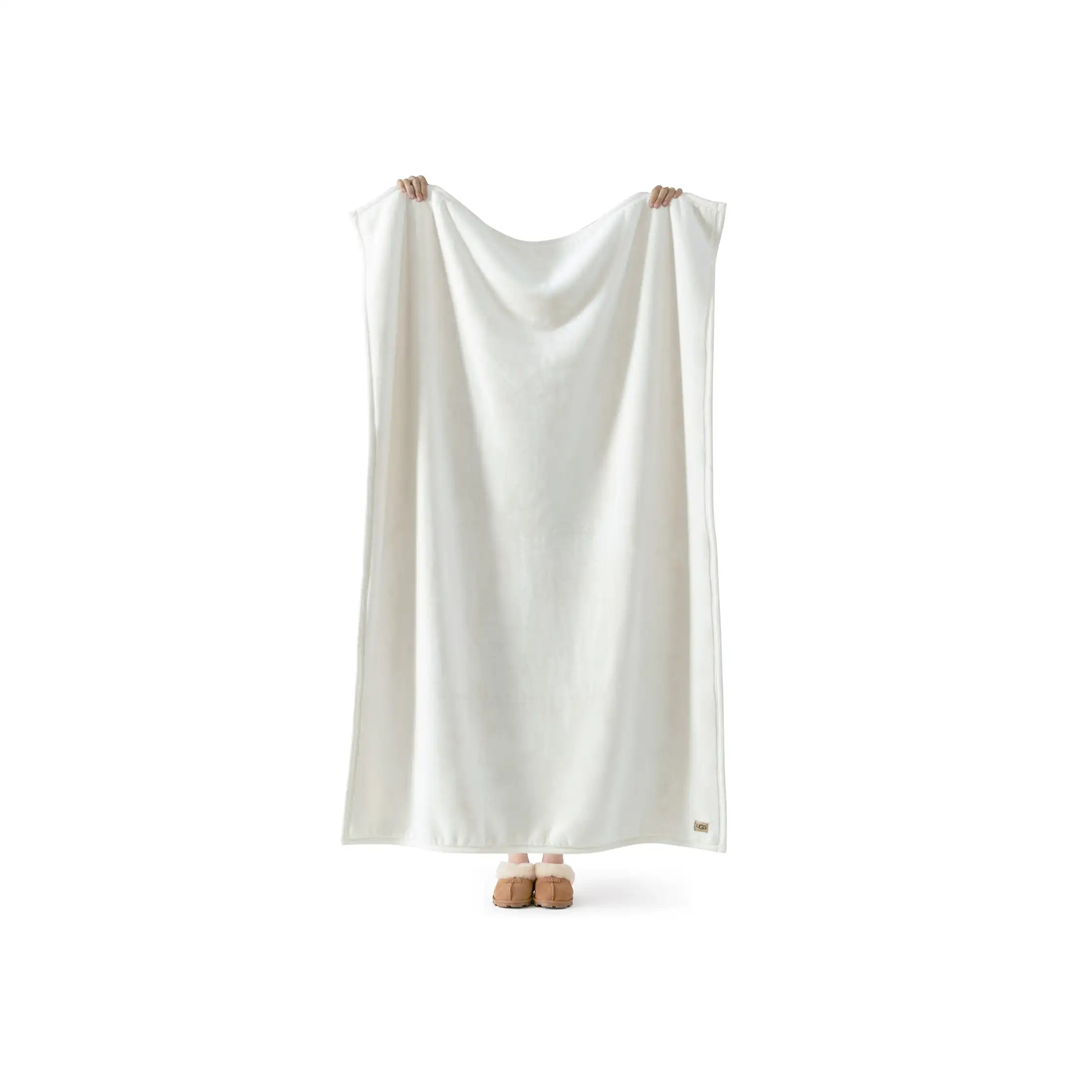 Home Coco Throw 50" x 70" - SNOW