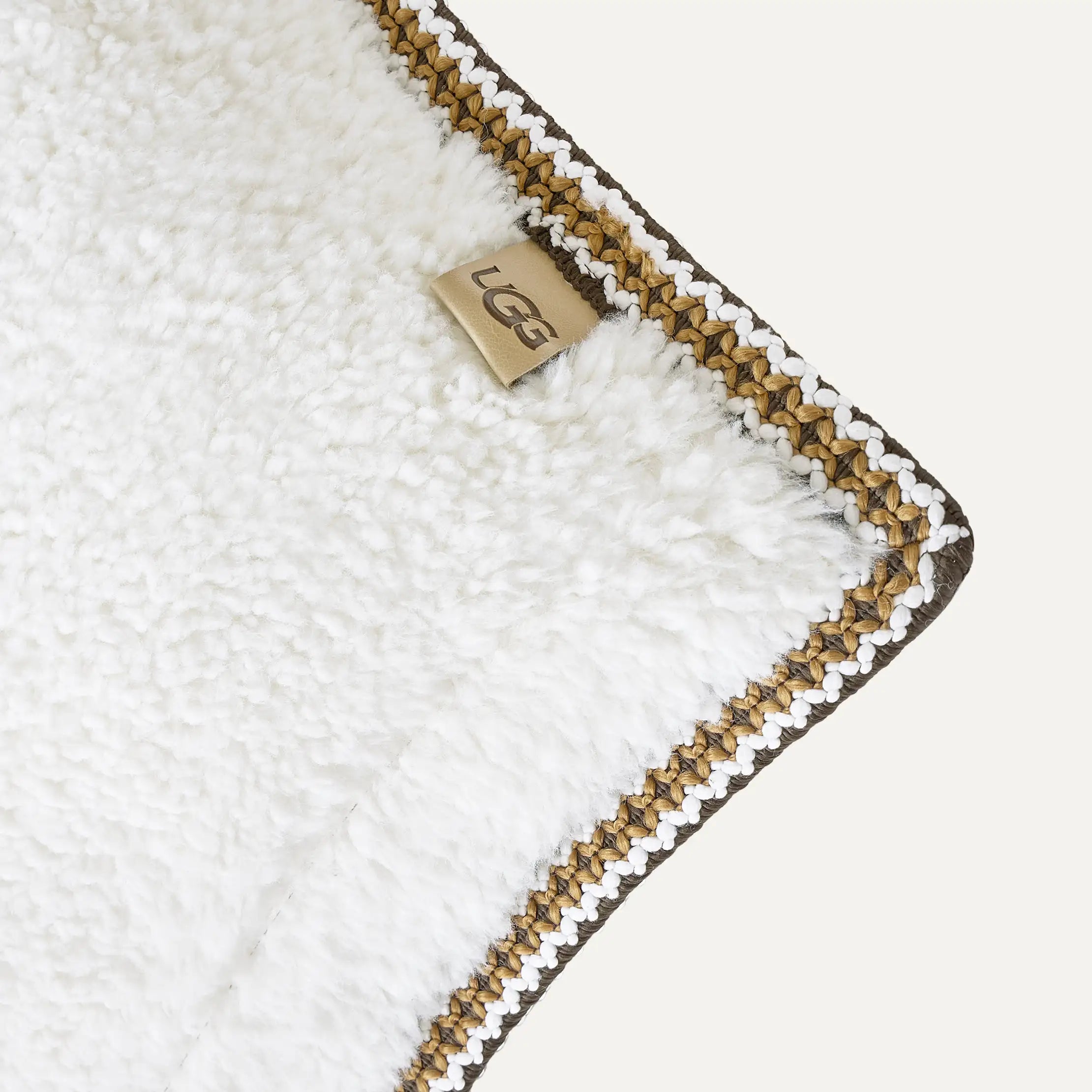 Home Kirkwood Pillow 20" x 20" - CHESTNUT