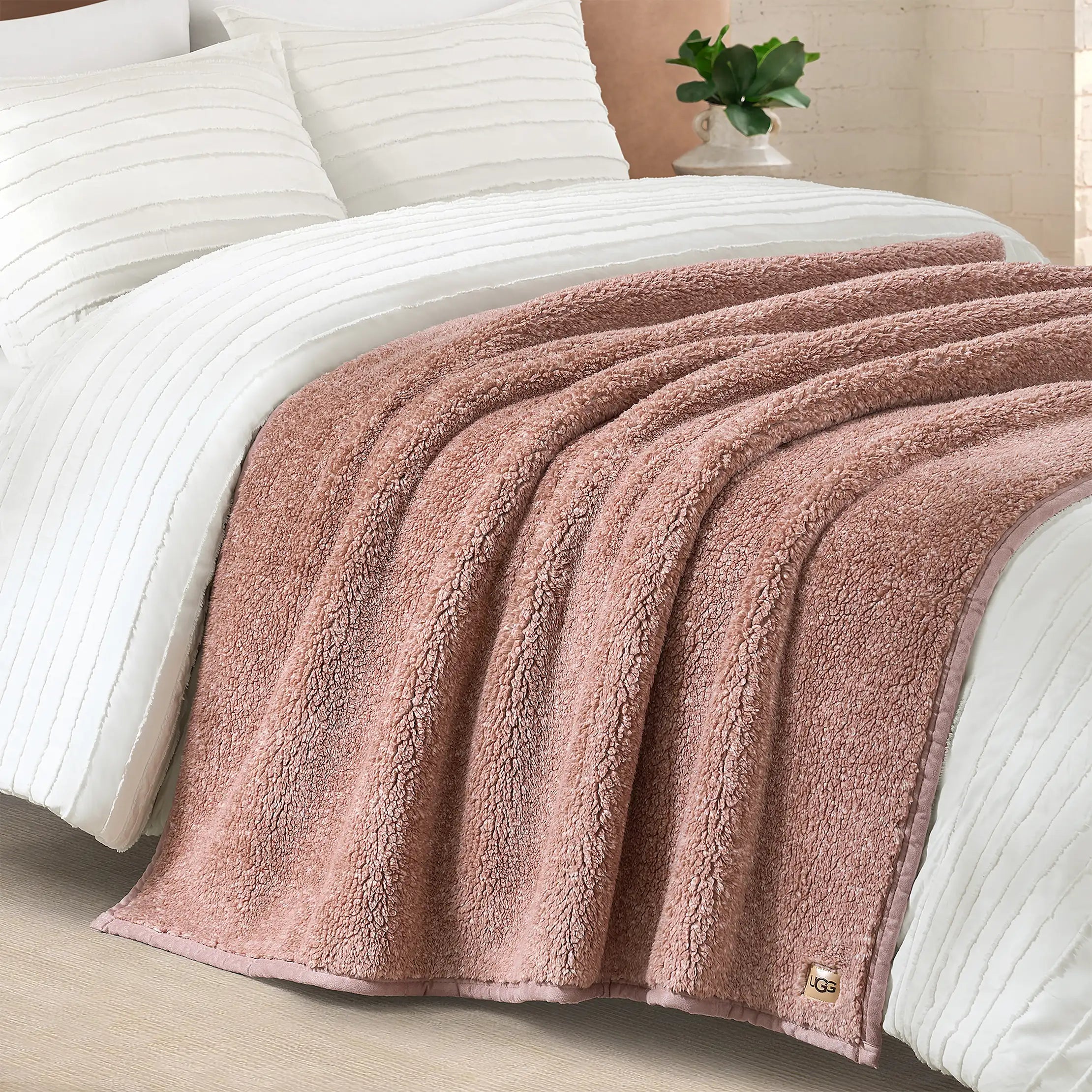 Home Classic UGGfluff Throw 50" x 70" - ROSEWOOD