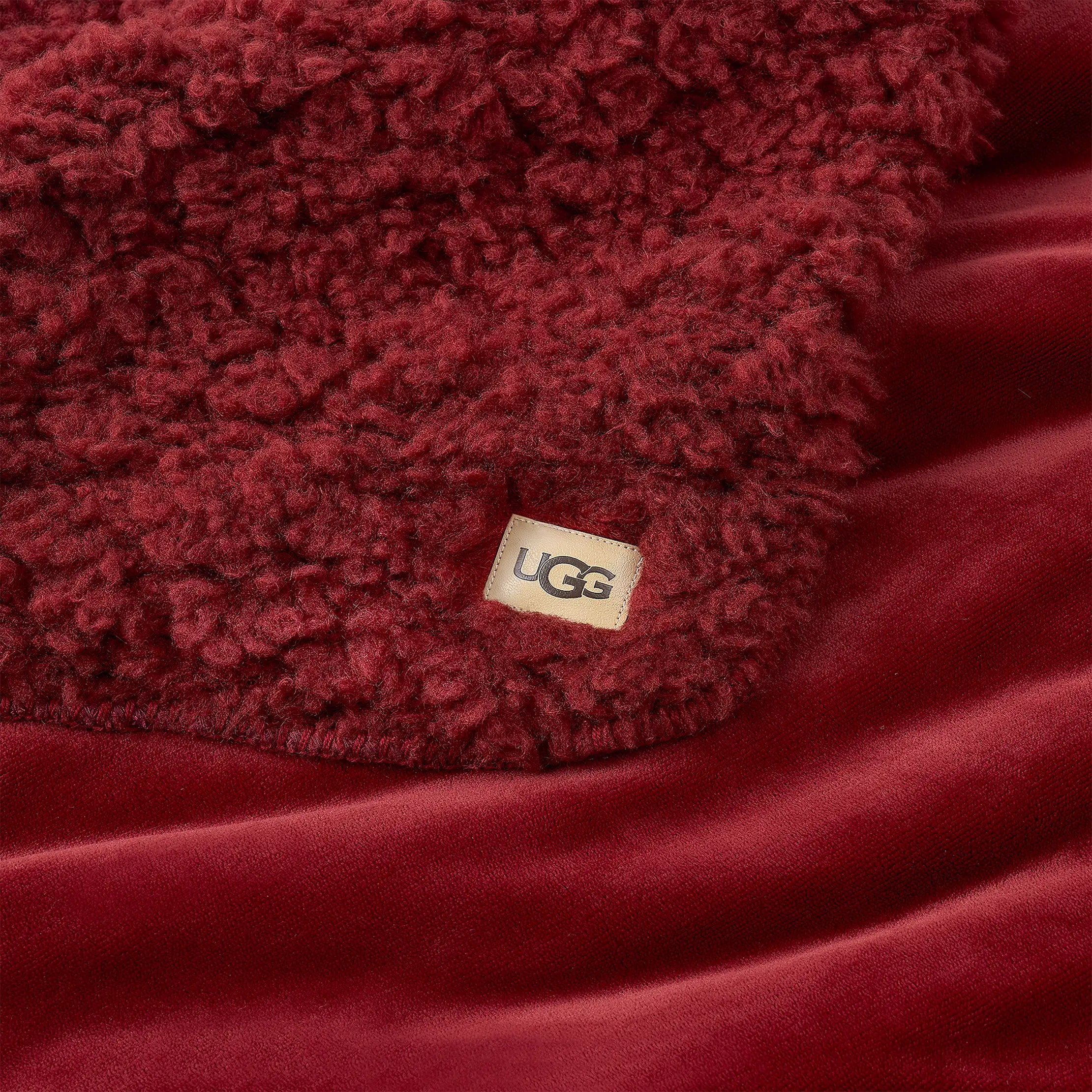 Home Shira Throw 50" x 70" - COFFEE BERRY