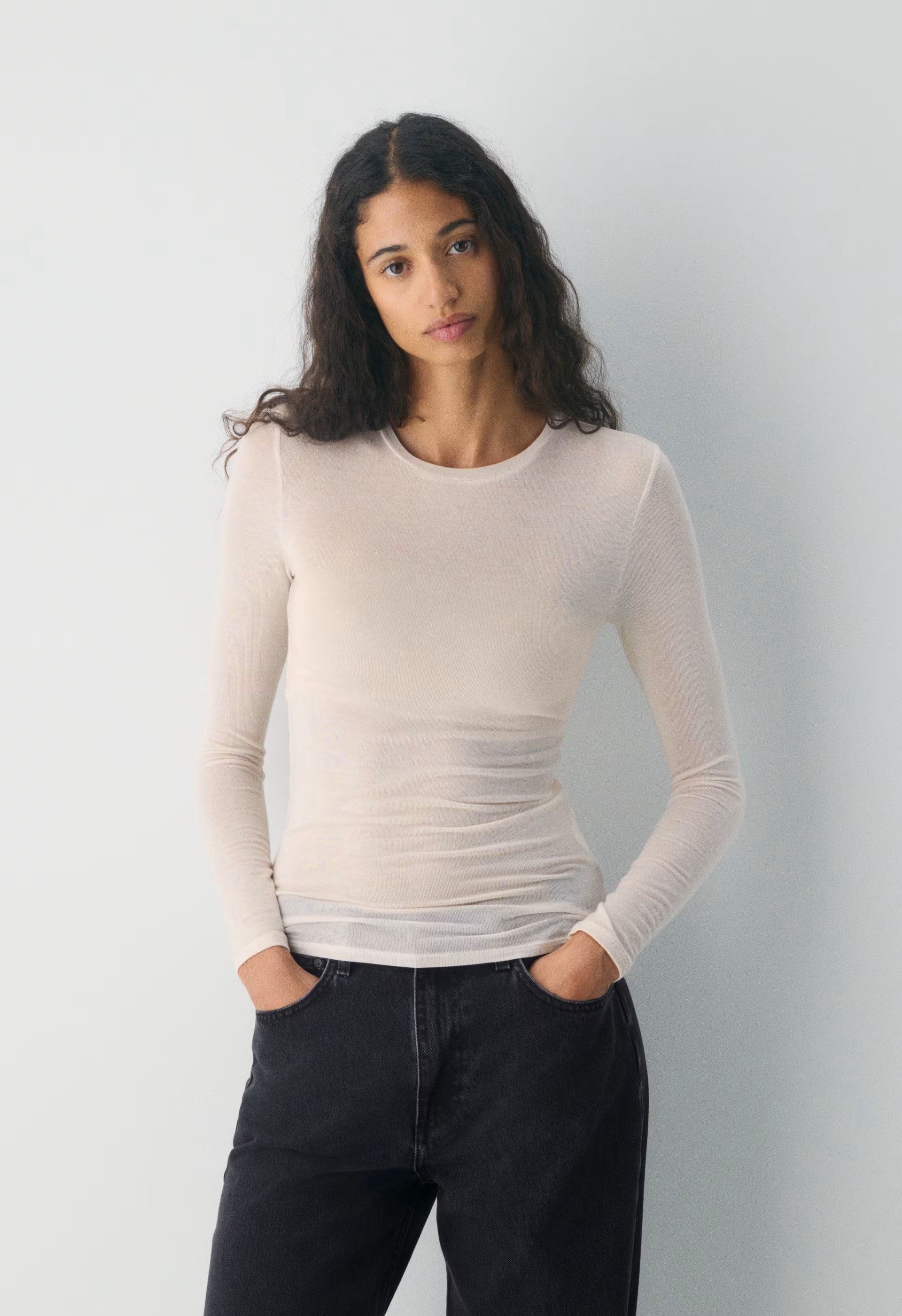 Sullivan Longsleeve - BLACK