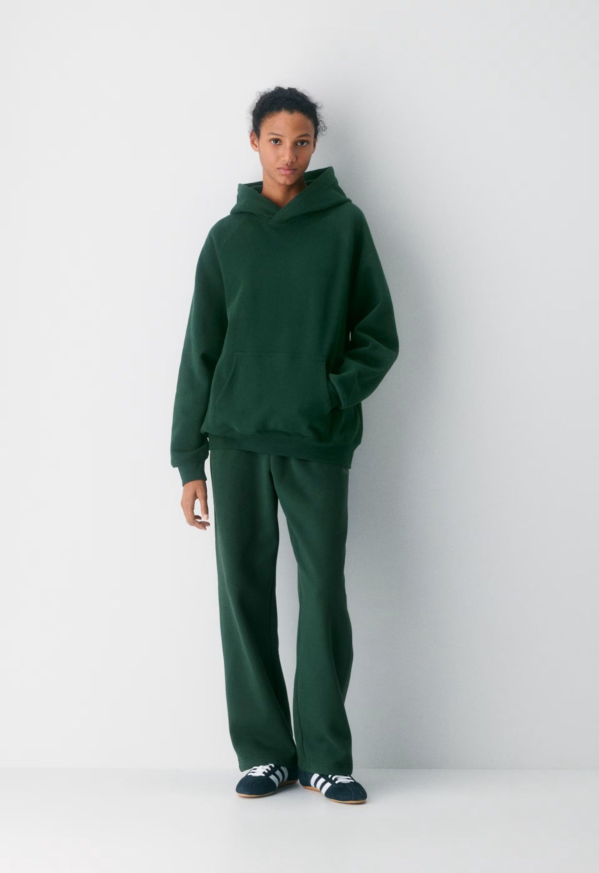 Cozy Sweatfleece Mega Raglan™ Hoodie - SCARAB