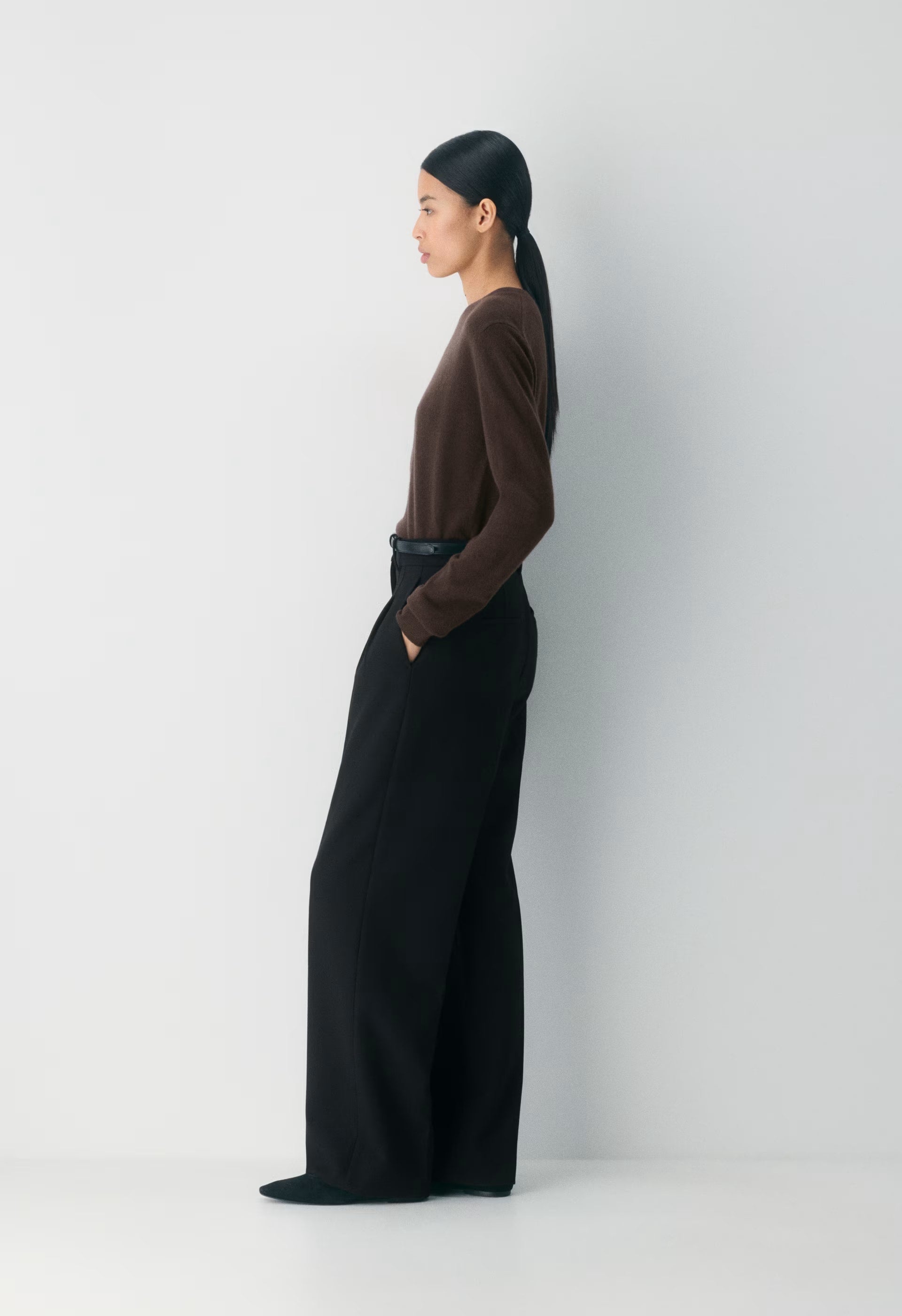 Bare Cashmere Bloor Sweater - RICH MOCHA BROWN