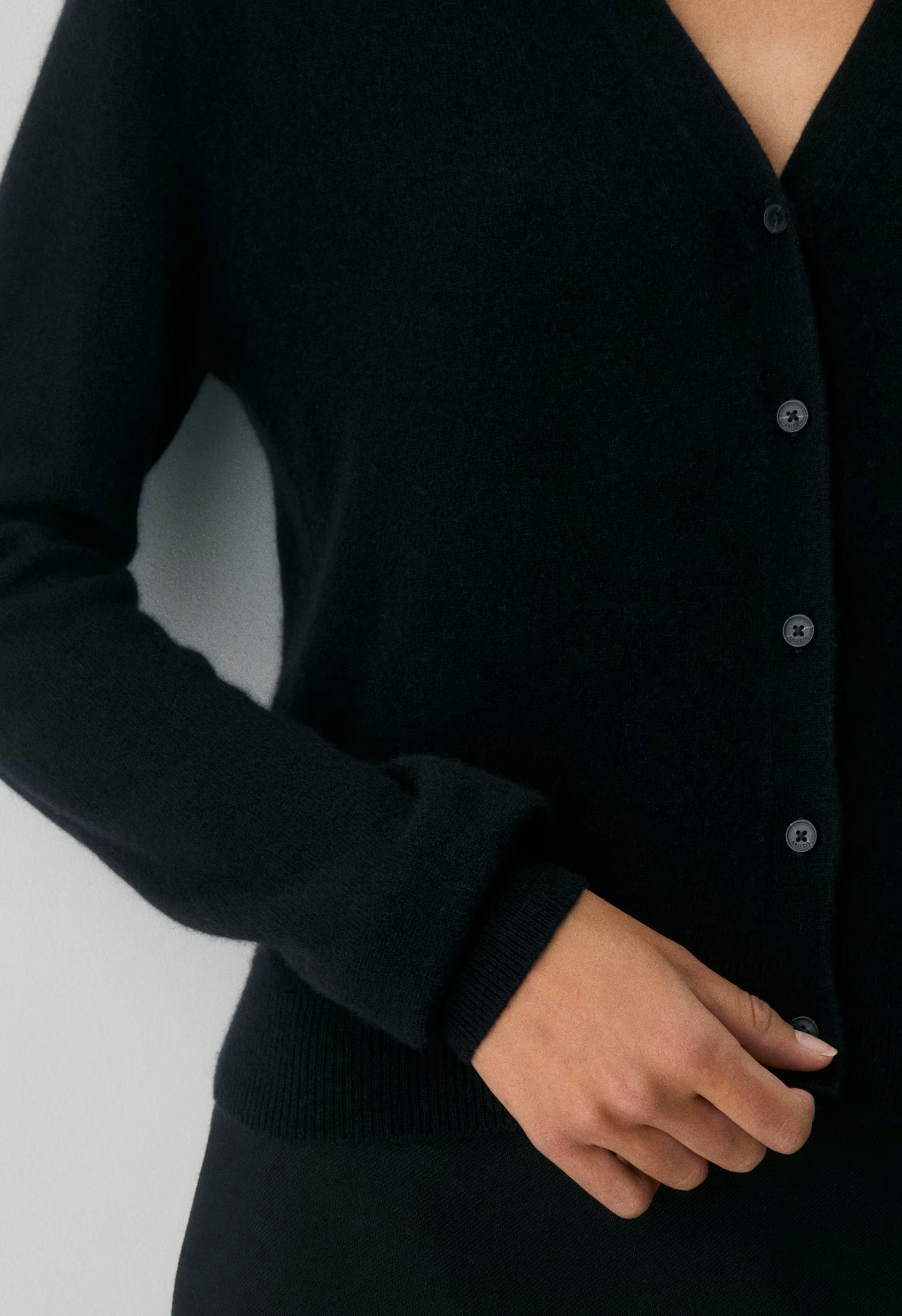 Bare Cashmere Laureate Cardigan - BLACK