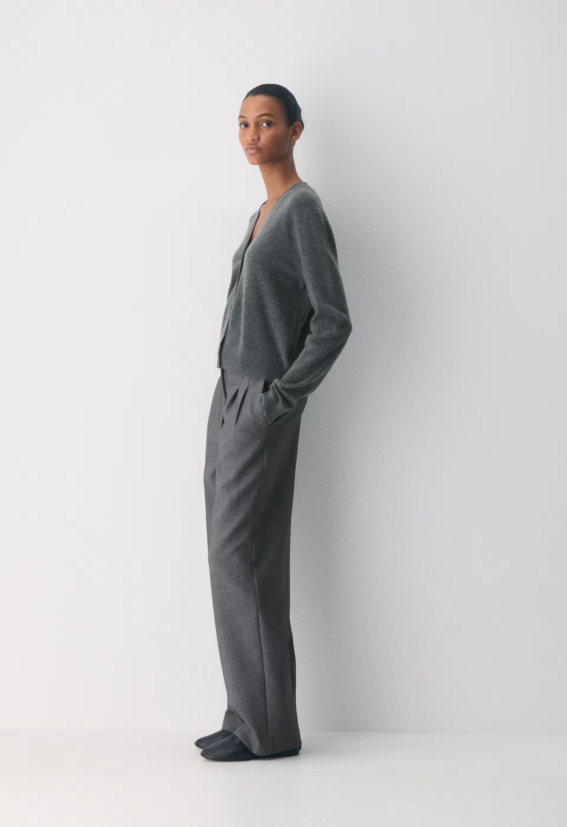Bare Cashmere Laureate Cardigan - HEATHER CHARCOAL