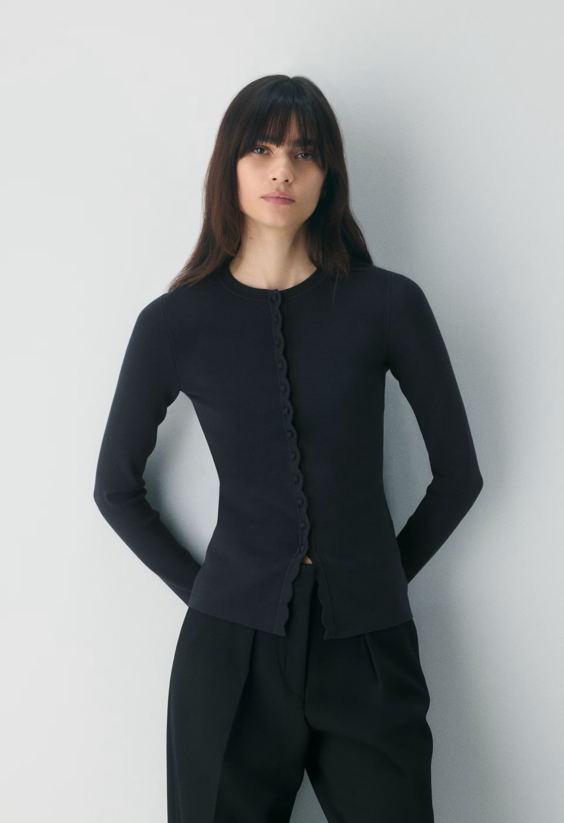 Shelly Cardigan - Wonder Yarn - DARK NIGHT NAVY
