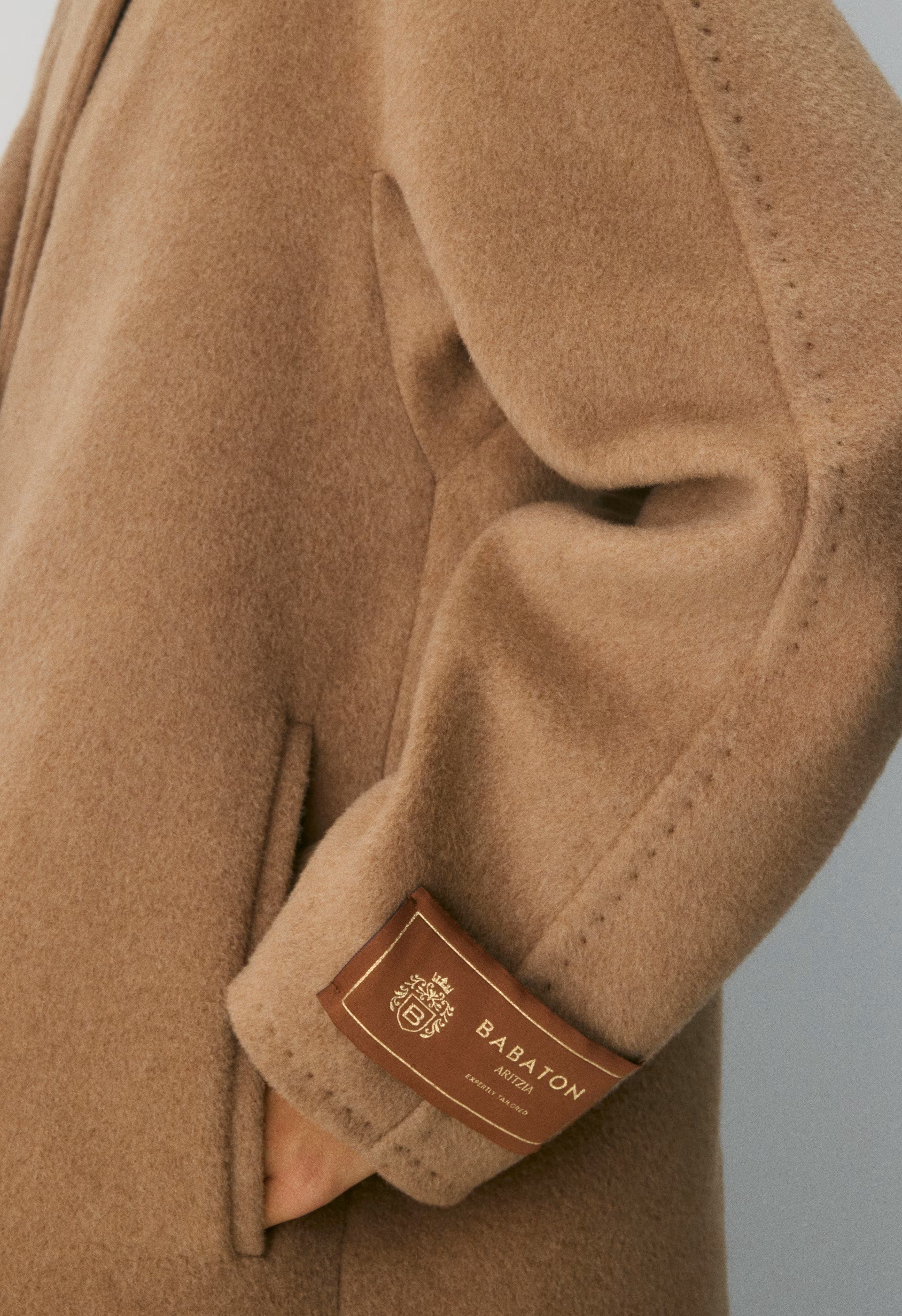 The Slouch™ Coat New - (Re)Camel Wool - BLACK