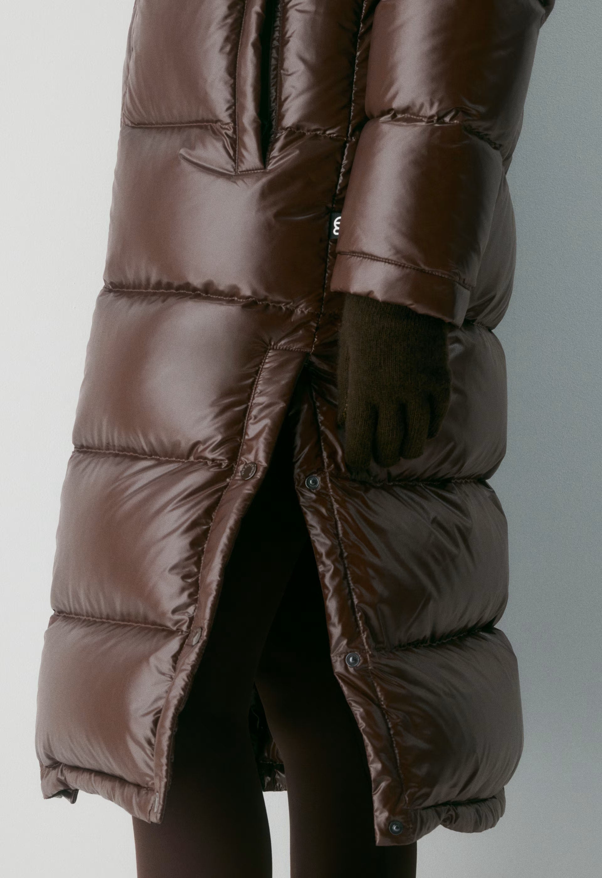 The Super Puff™ Long - Hi-Gloss - RICH MOCHA BROWN