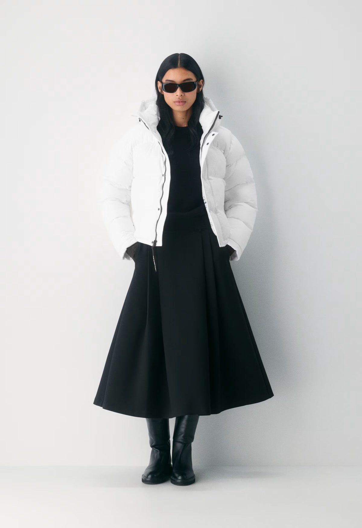 The Super Puff™ Shorty - cliMATTE™ - WHITE