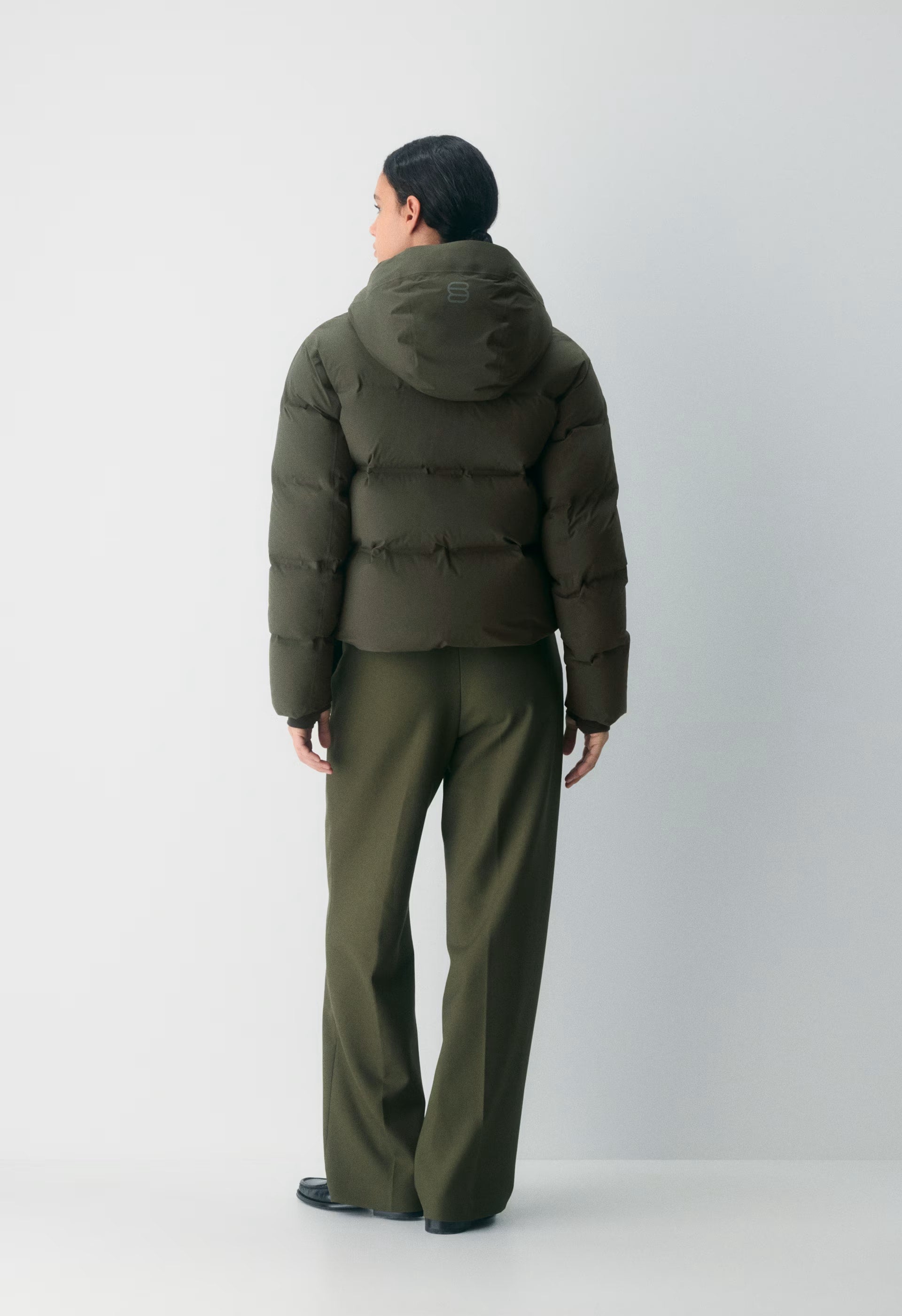 The Super Puff₂O™ Shorty - Rainstop™ - FLINT GREEN