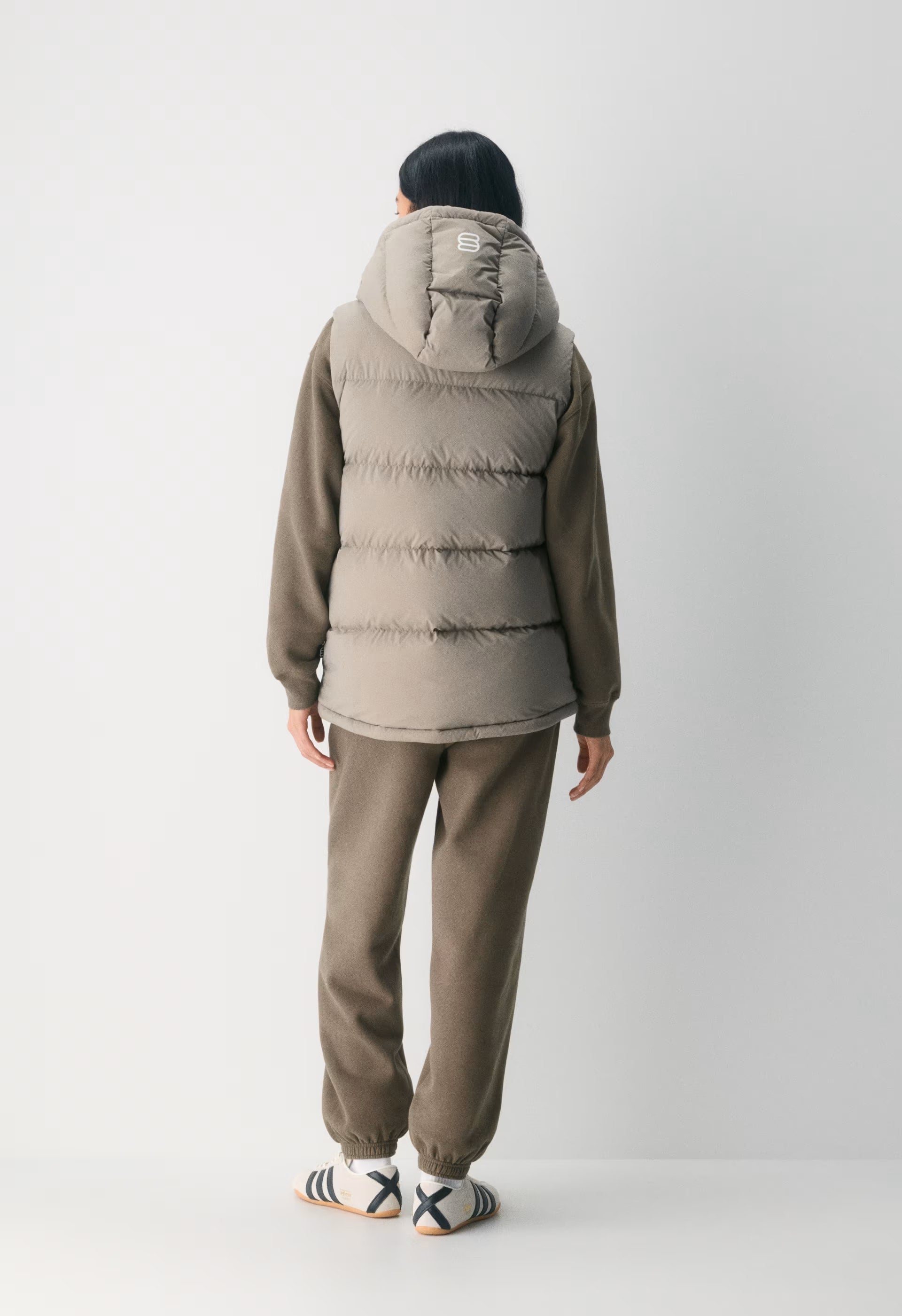 The SuperPuff™ LoHip Vest - cliMATTE™ - MODERN TAUPE