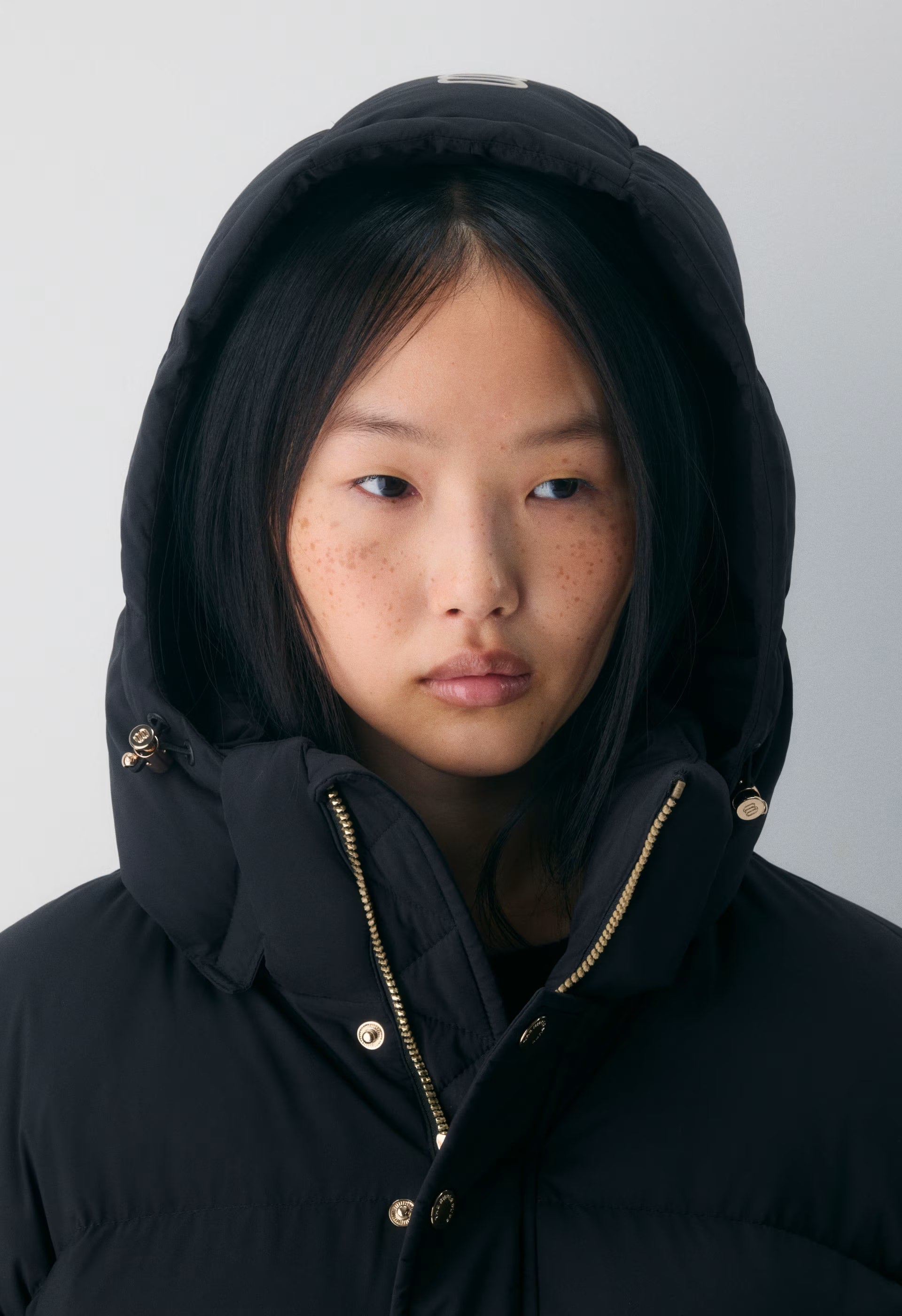 The Super Puff™ - cliMATTE™ - BLACK/SHINY GOLD
