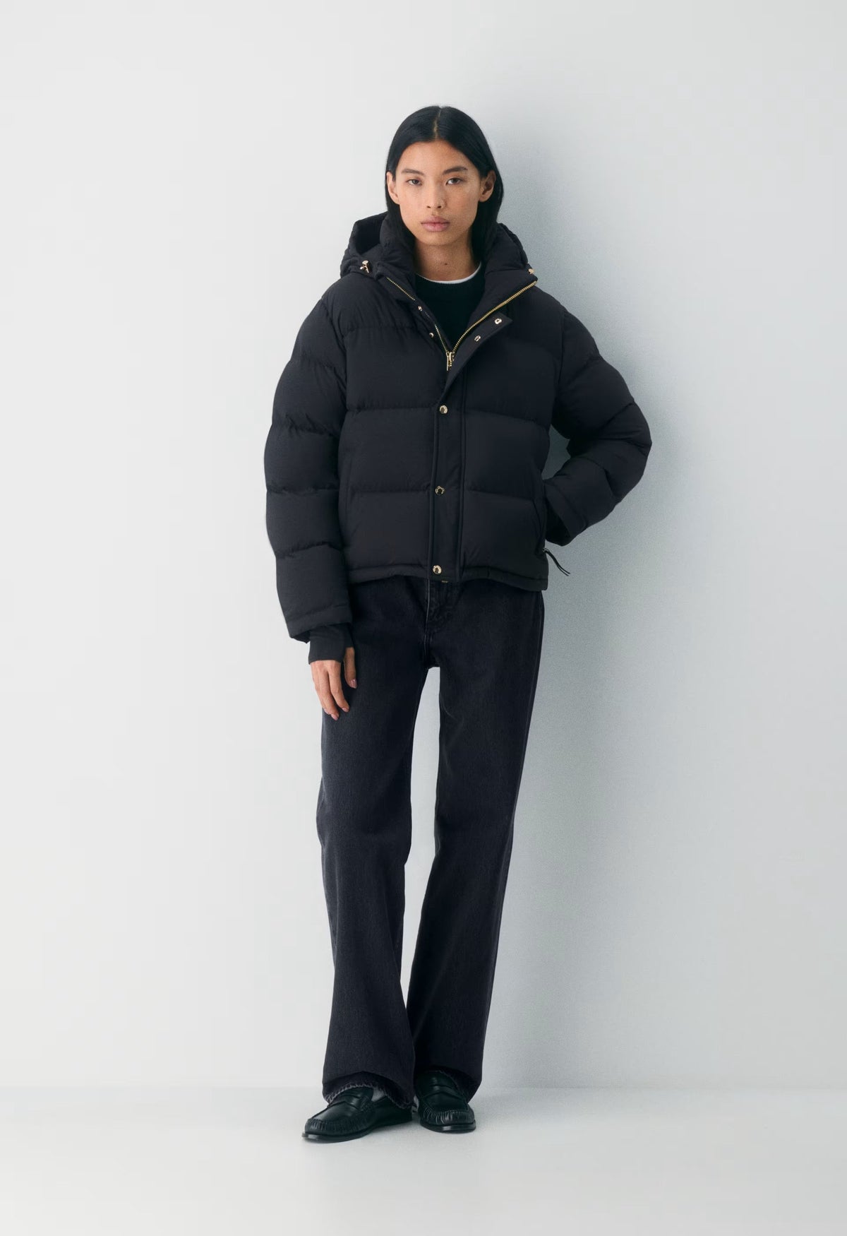 The Super Puff™ Shorty - cliMATTE™ - BLACK/SHINY GOLD