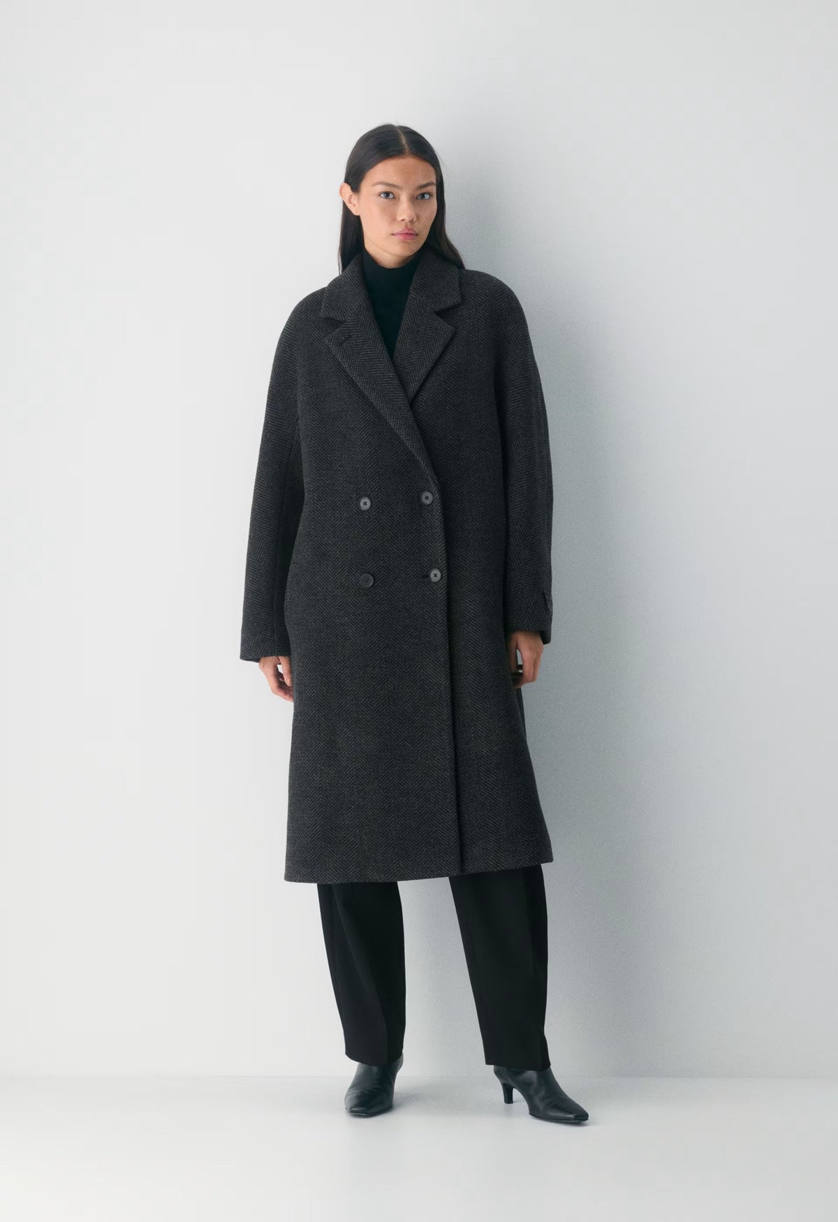 The Slouch™ Coat - Soft Wool Cashmere - HERRINGBN BLACK/GREY