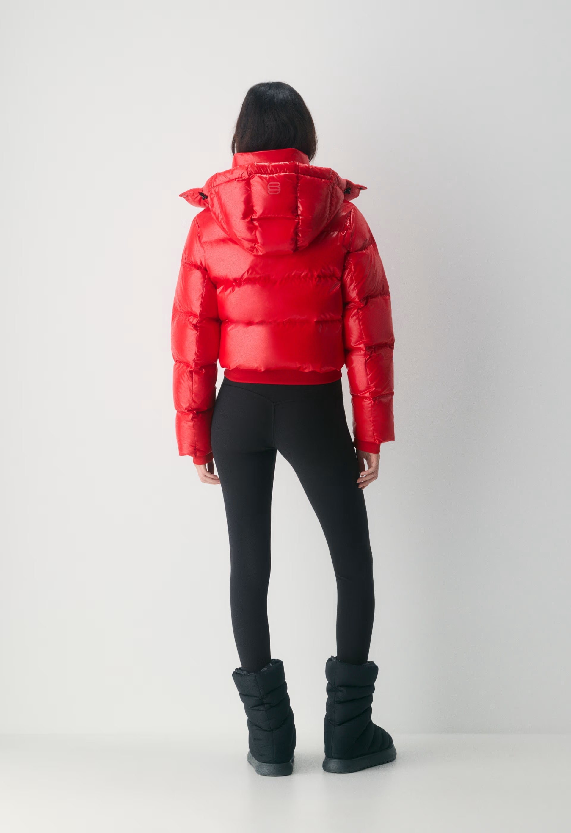 The Super Resort Puff™ - Hi-Gloss - FLASHING RED