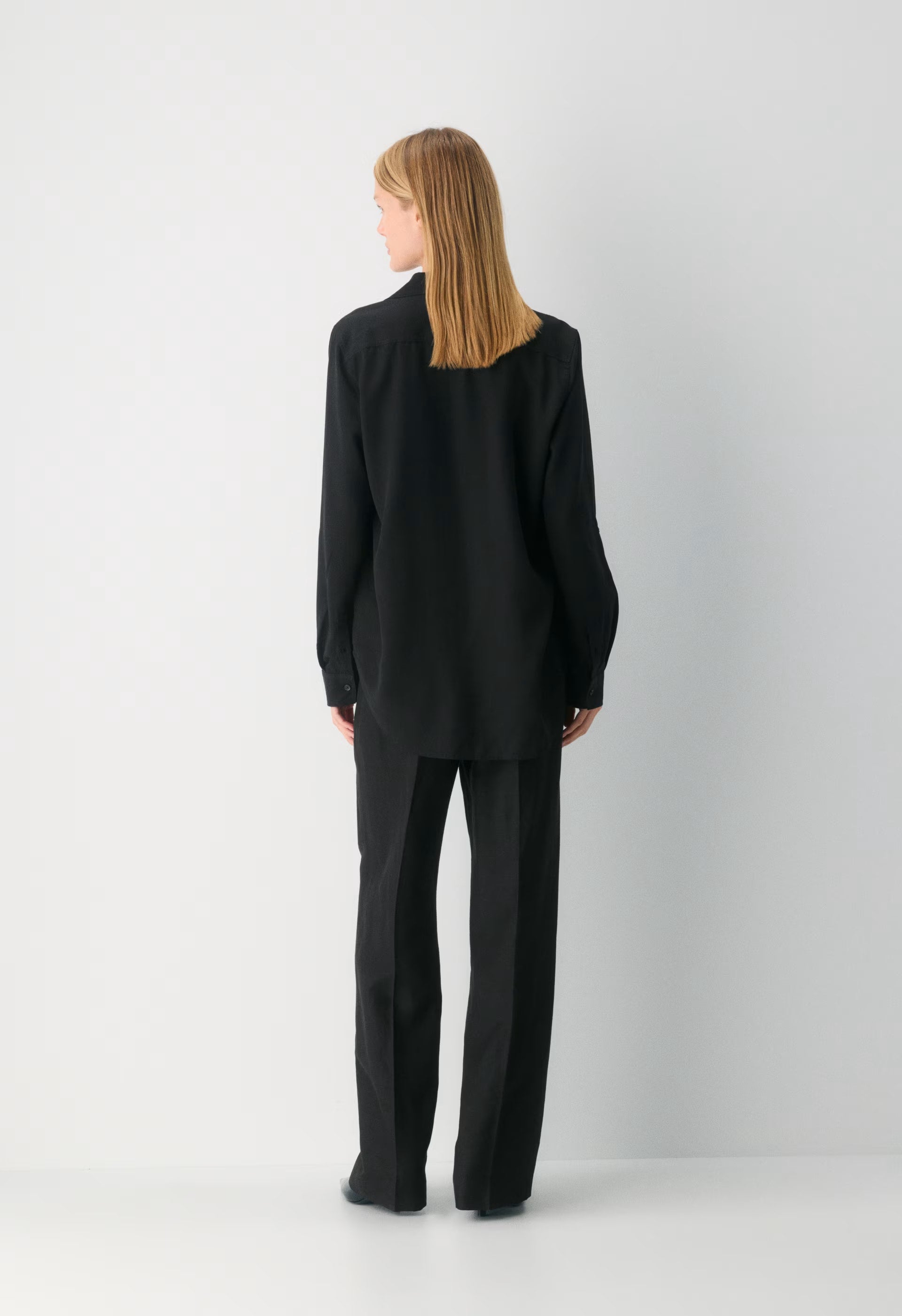 The Limitless Pant™ - CruiseLinen™ - BLACK