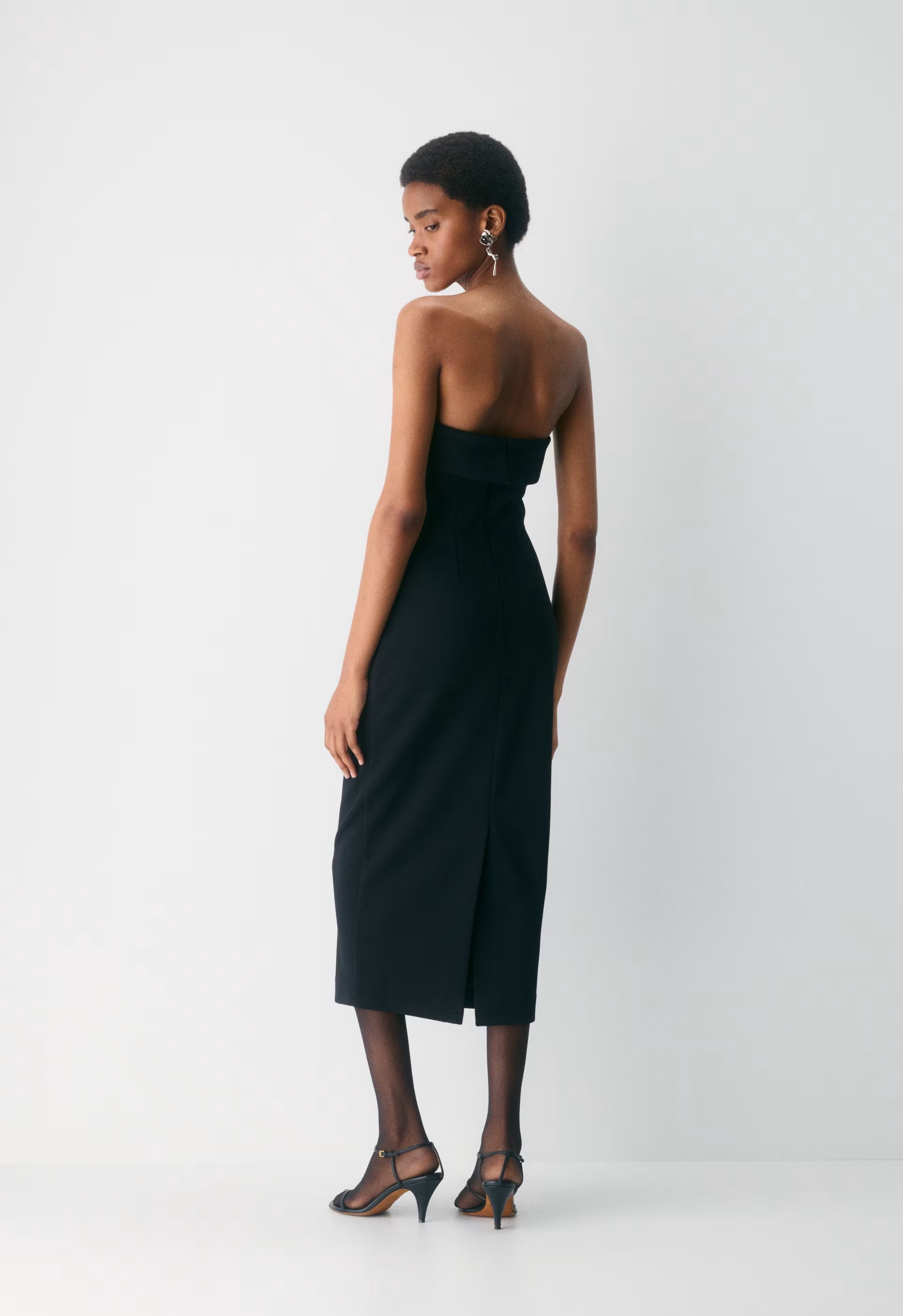 FigureKnit™ Eyecatcher Dress - BLACK