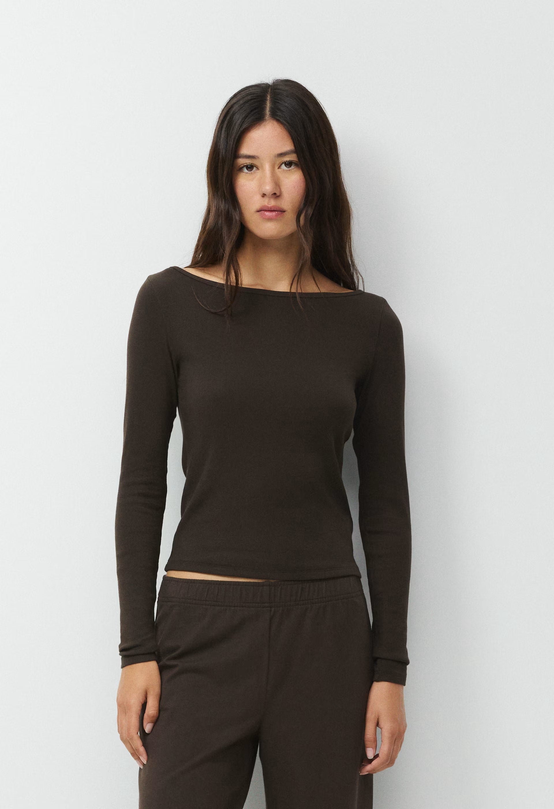 HomeStretch™ Rib Airwave Longsleeve - CACAO NIB BROWN