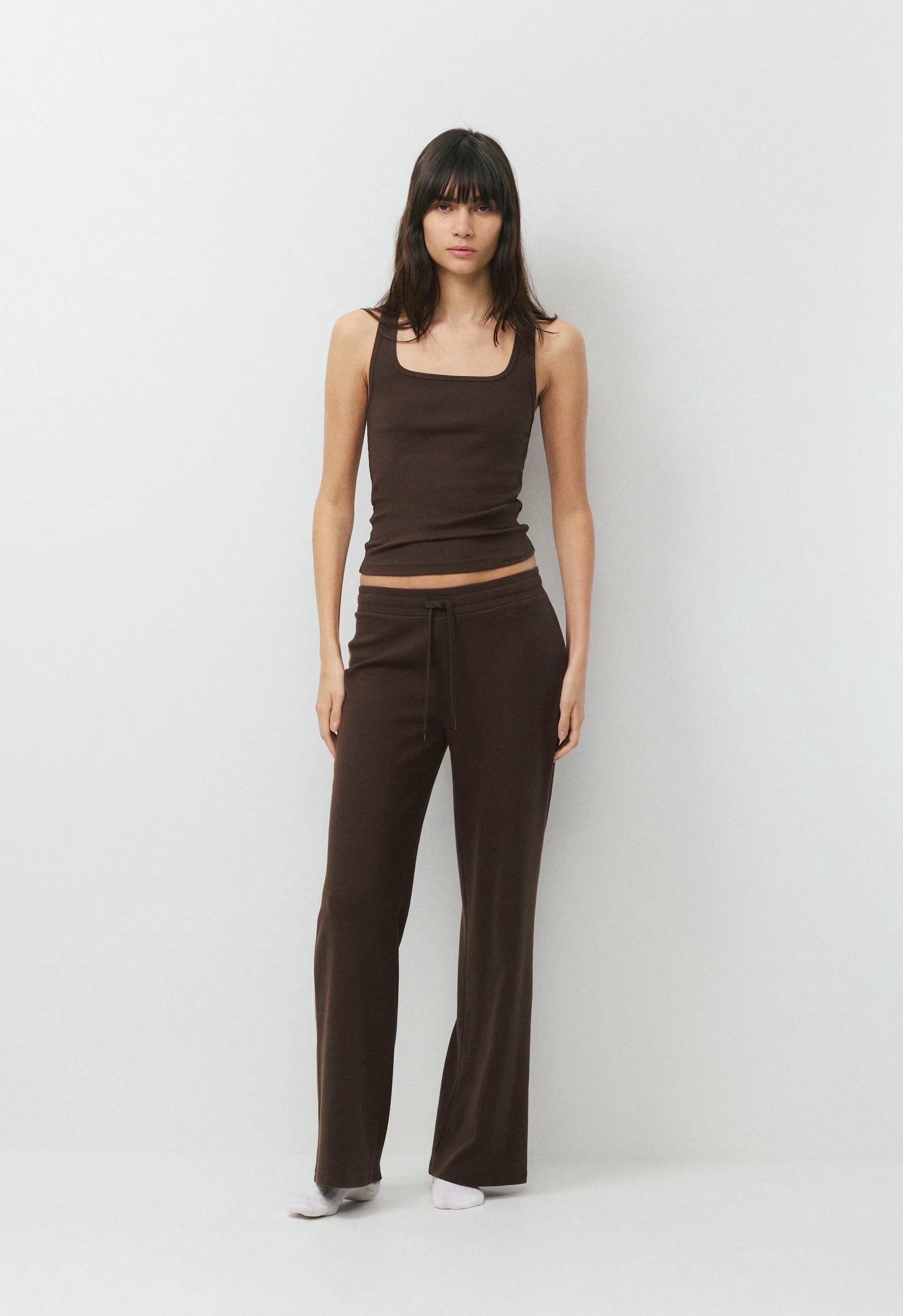HomeStretch™ Rib Frequency Tank - RICH MOCHA BROWN