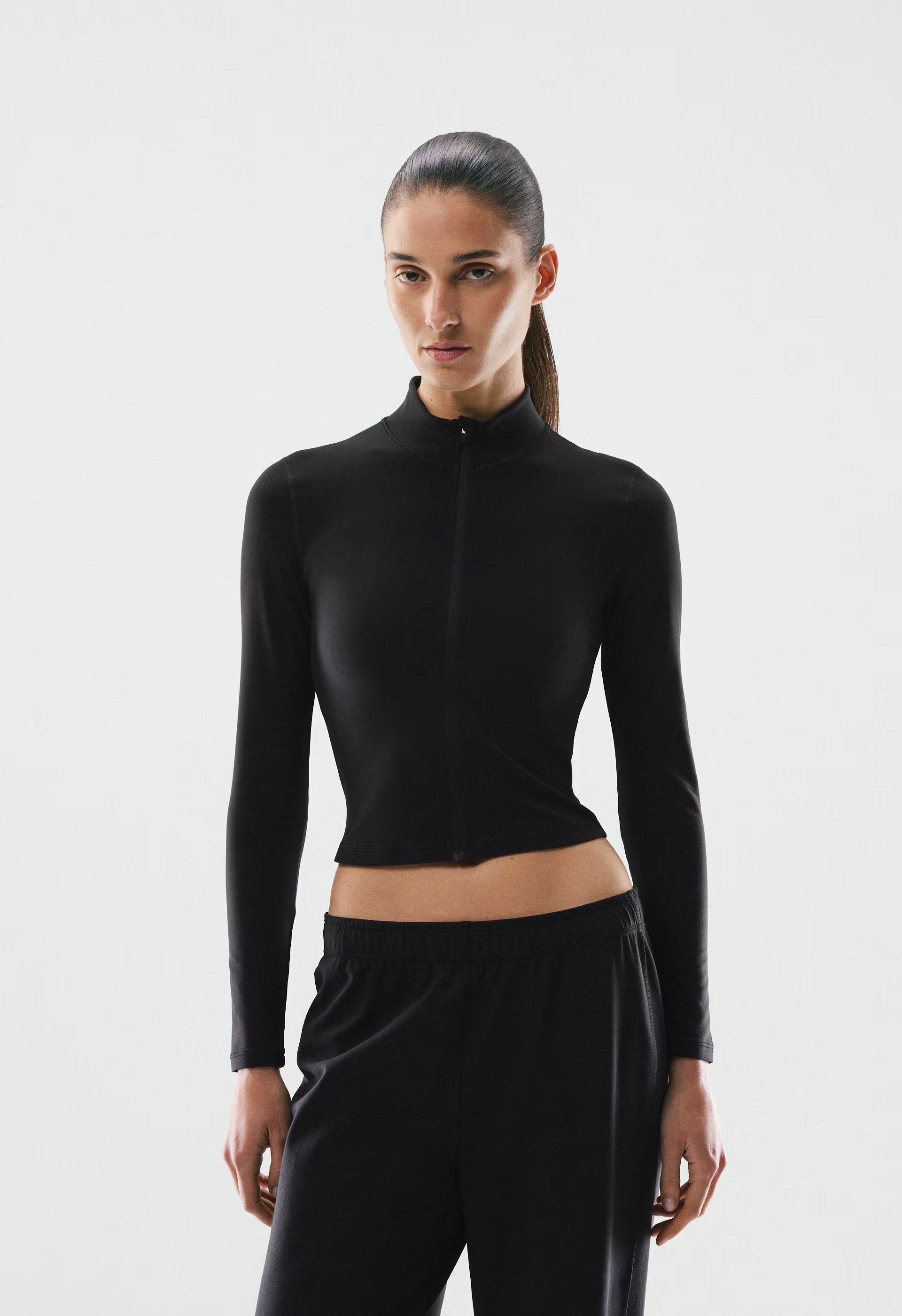 BUTTER Limit Zip-Up - BLACK
