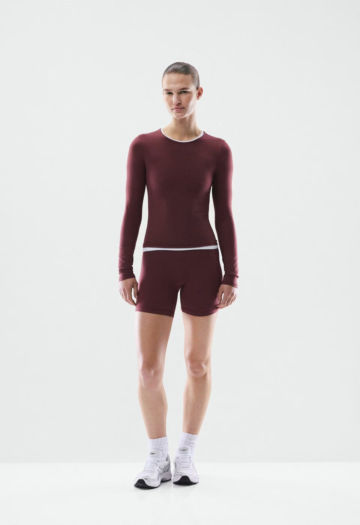 BUTTER Essential Longsleeve - GALA PLUM