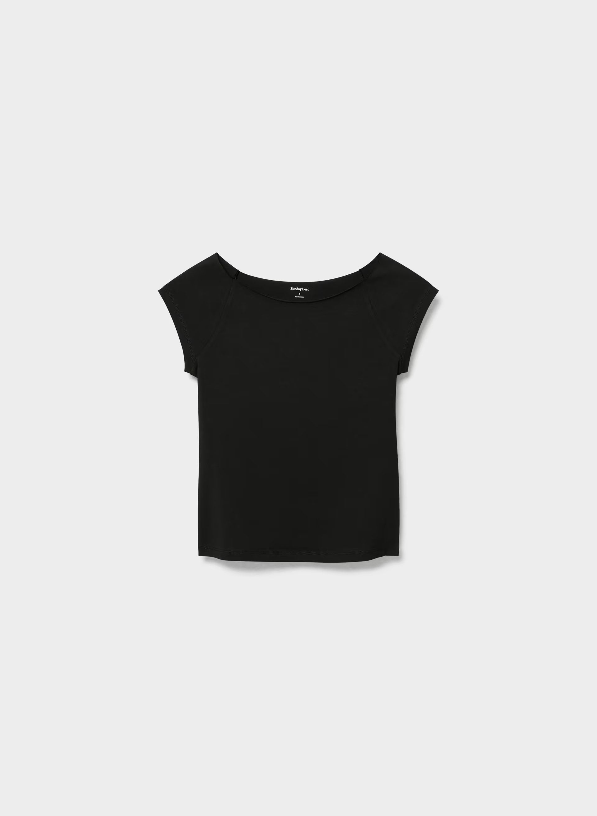 Chill Mira T-Shirt - BLACK