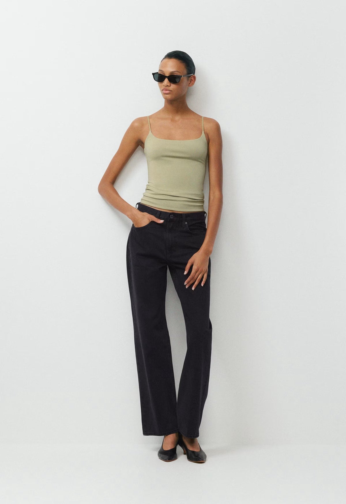 Original Contour Presence Cami Tank - MARTINI OLIVE