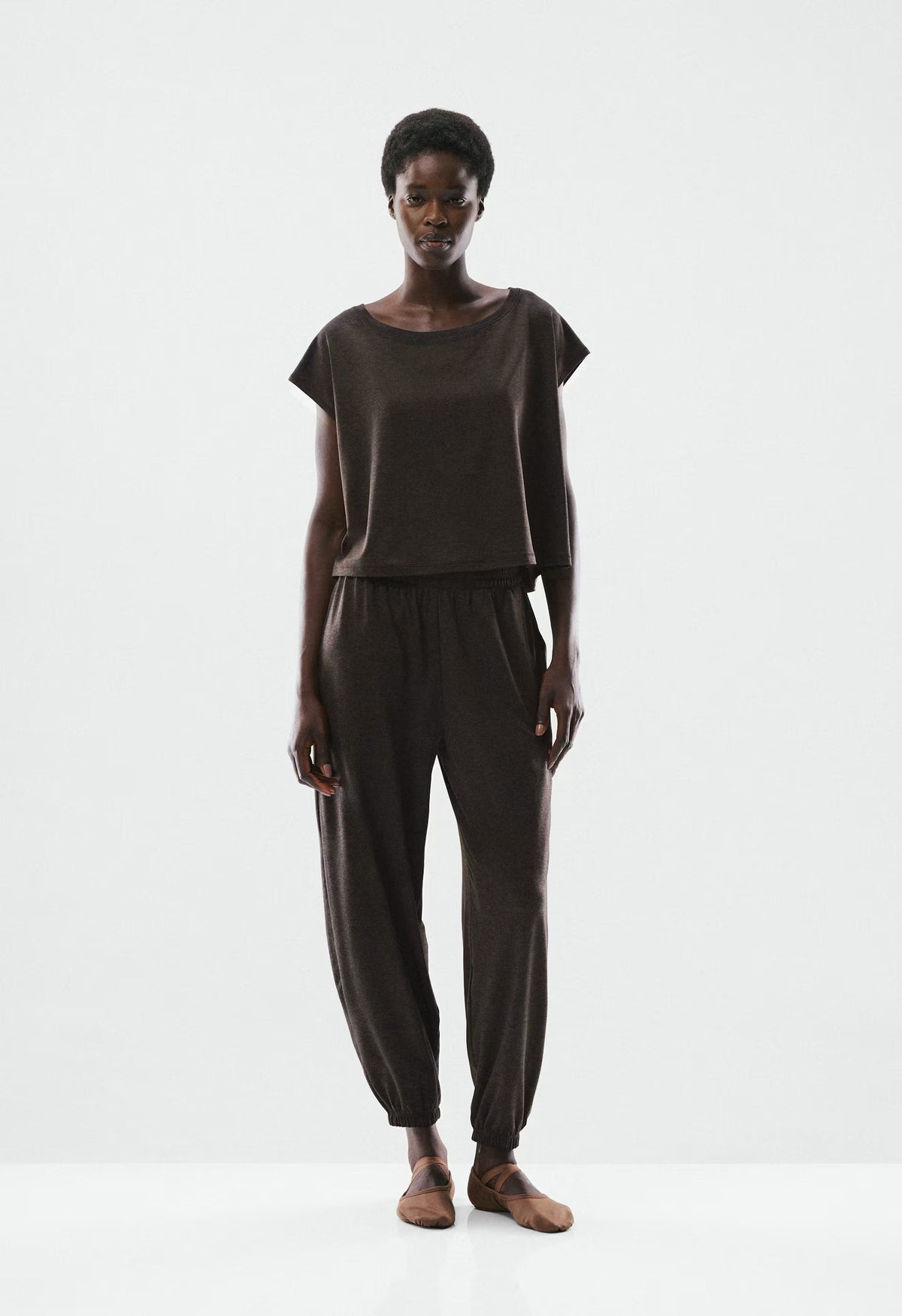 SoftBound™ Position T-Shirt - HTHR CACAO NIB BROWN