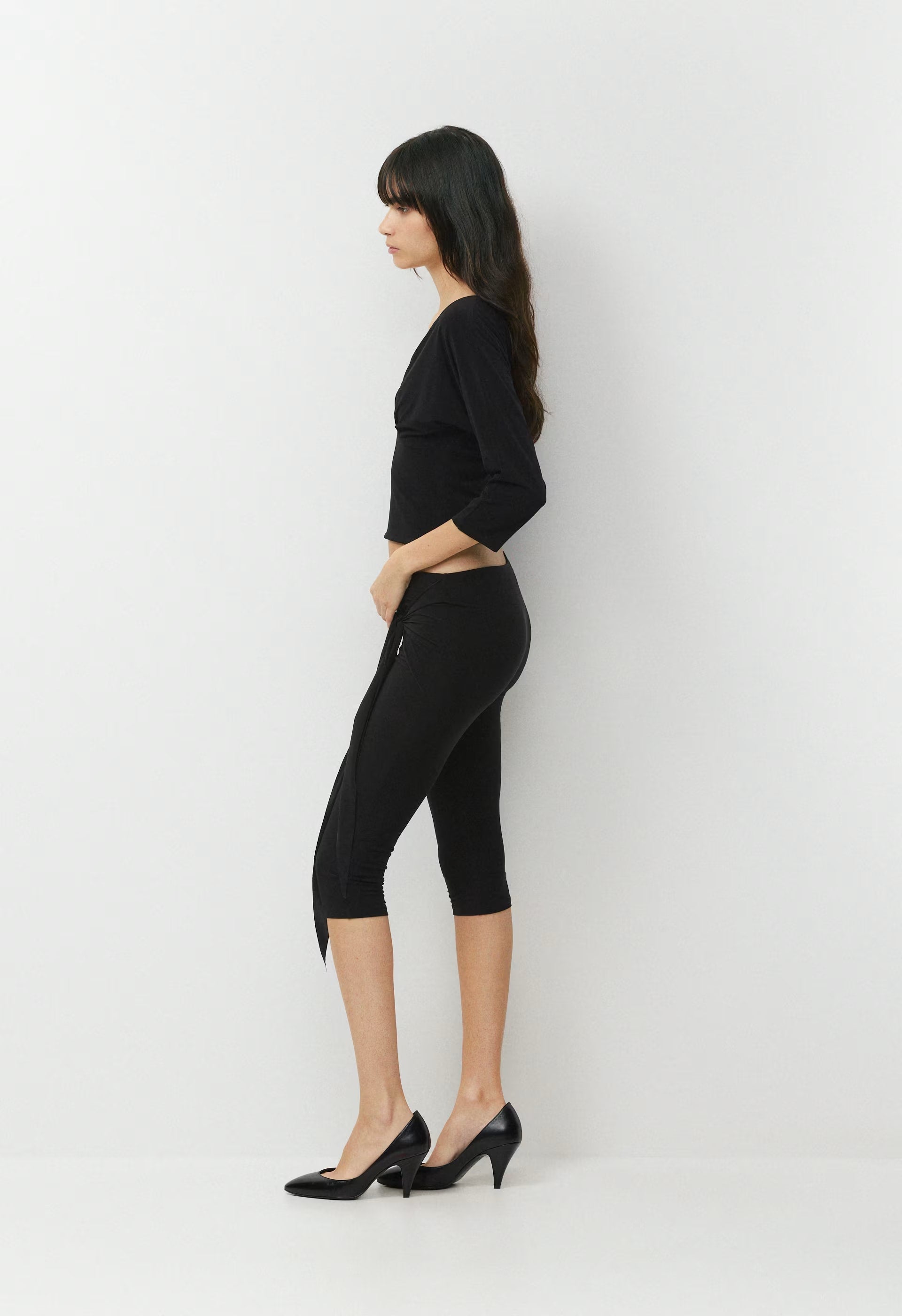 Smooth Matter™ Invite Top - BLACK