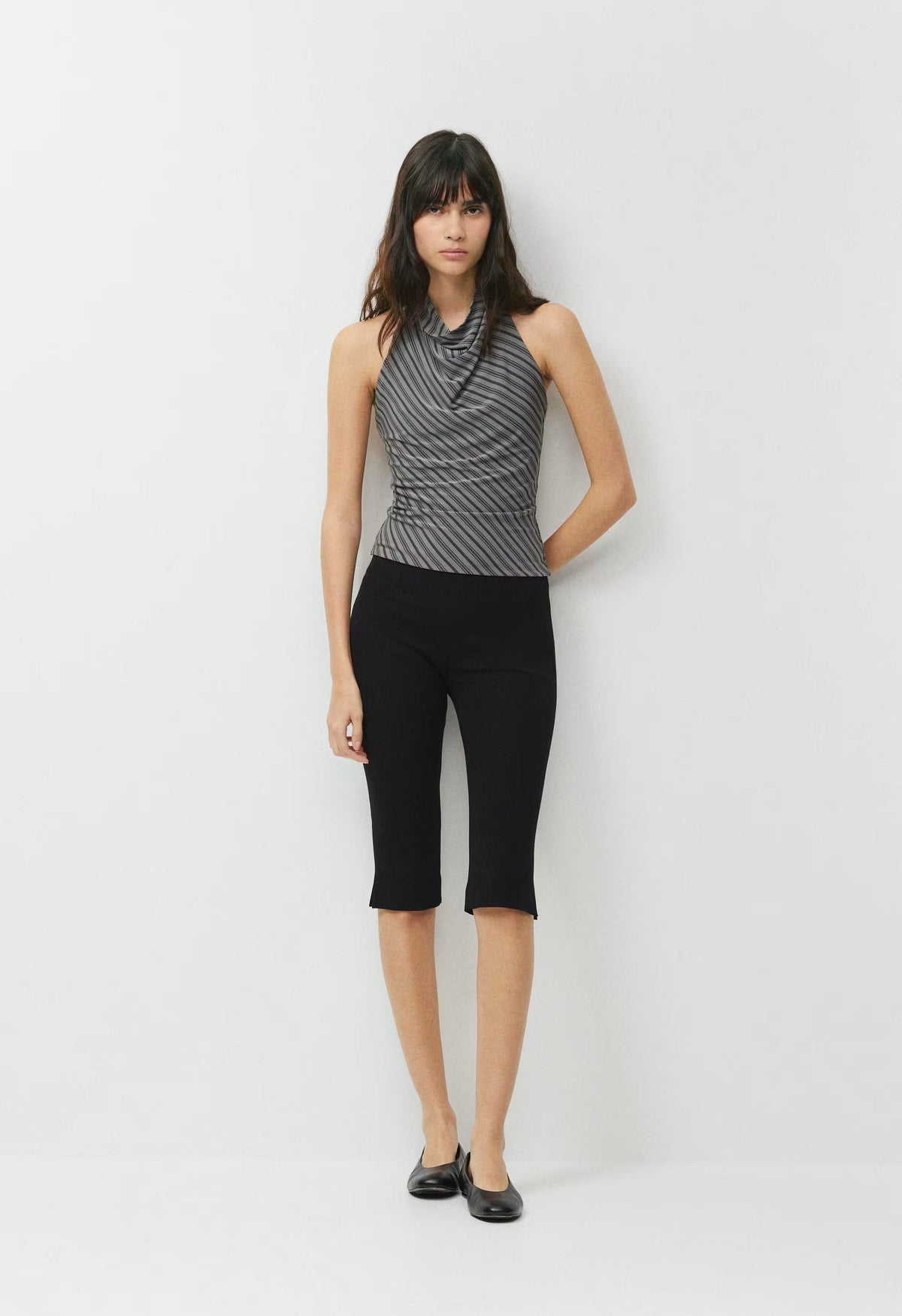 Smooth Matter™ Tower Halter Top - DARK GREY/BLACK
