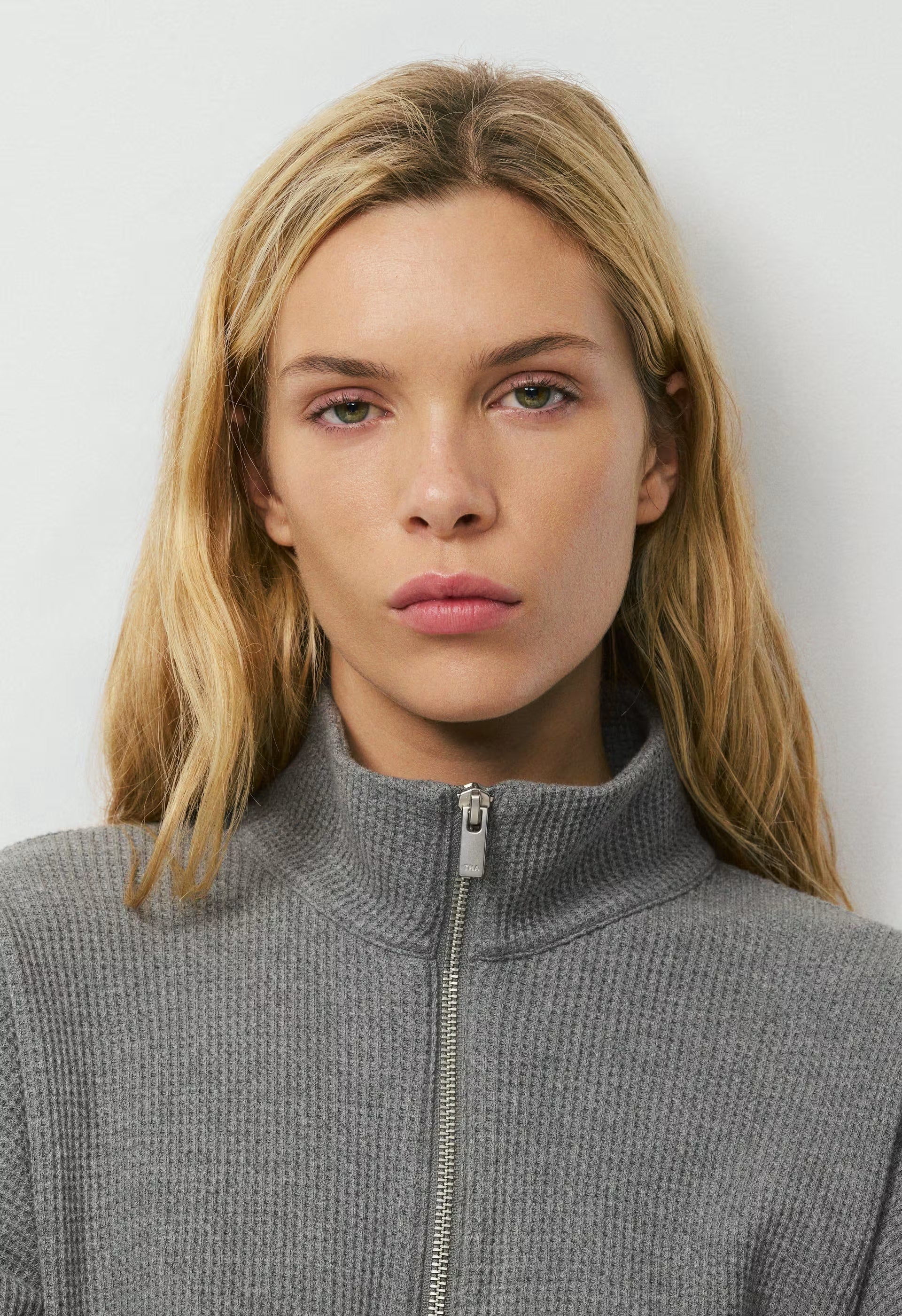 Thunder Mockneck - HEATHER DARK GREY