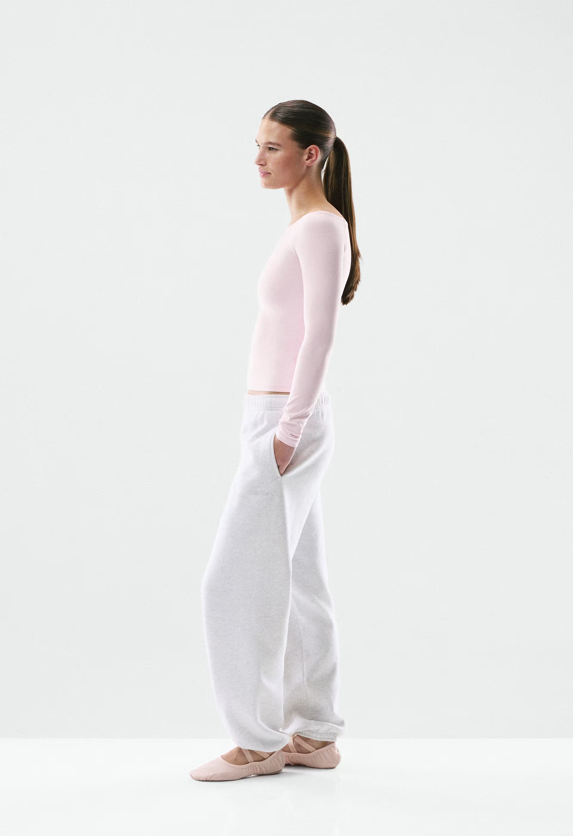 BUTTER Barre Longsleeve - MAGNOLIA