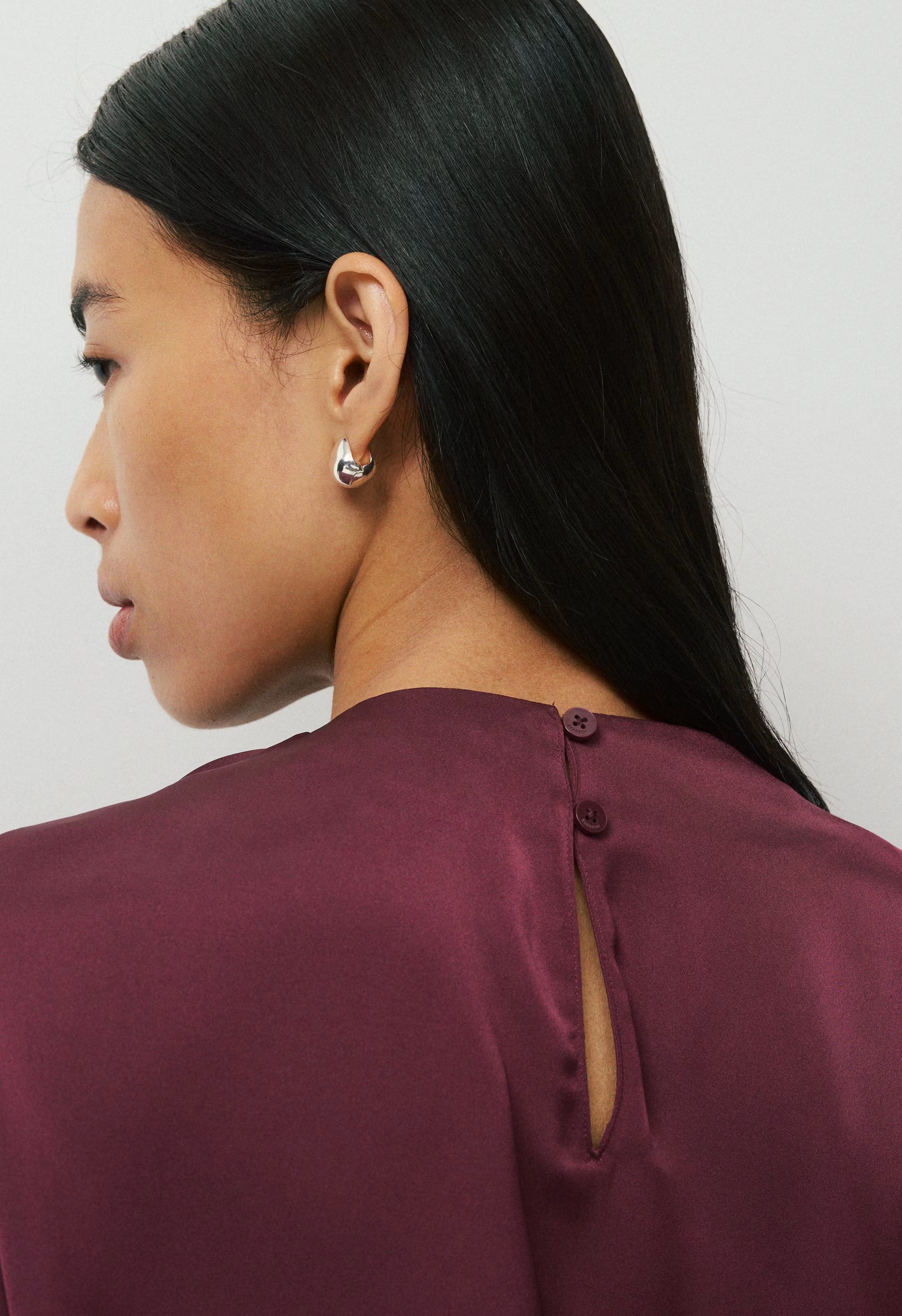 Nominee Satin Blouse - GALA PLUM