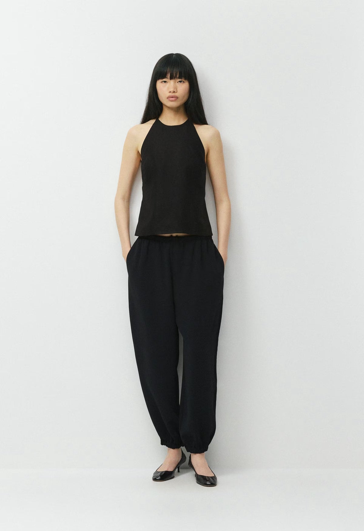 Earnshaw Halter Top - CruiseLinen™ - BLACK