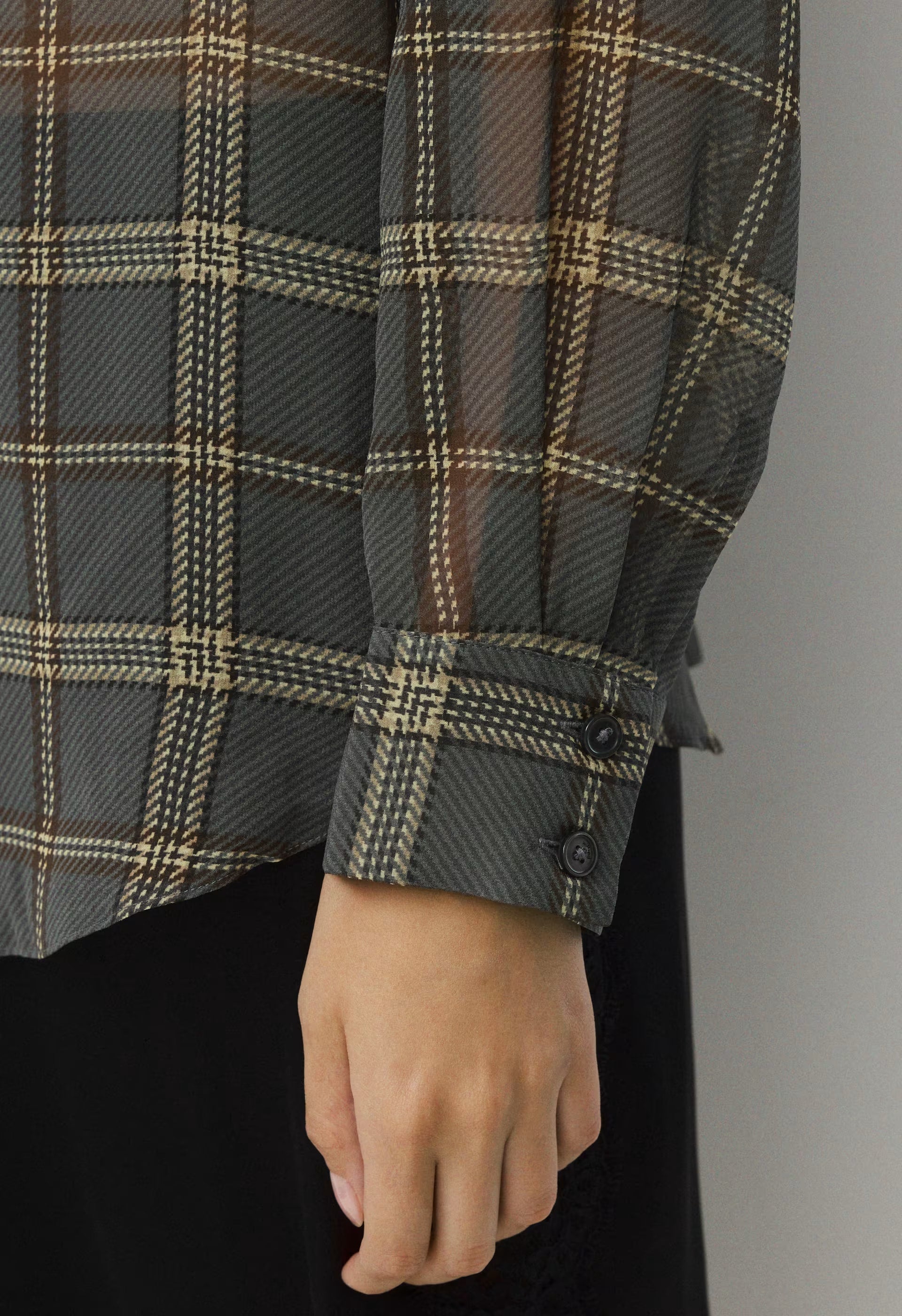 Baker Silk Shirt - DK GREY/ SSIDE CREAM