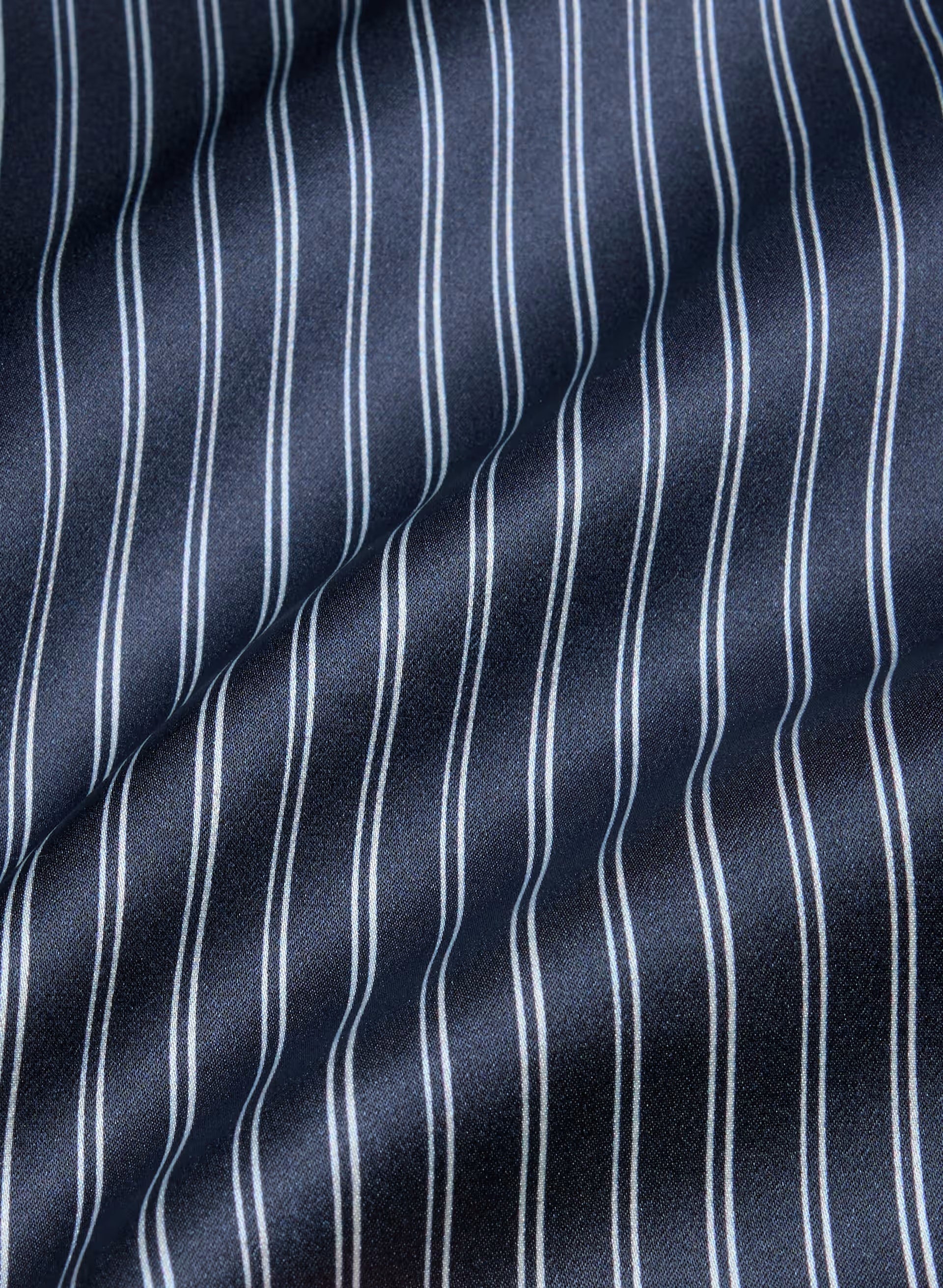 Forecast Silk Shirt - ADMRL NVY/ SSD CRM