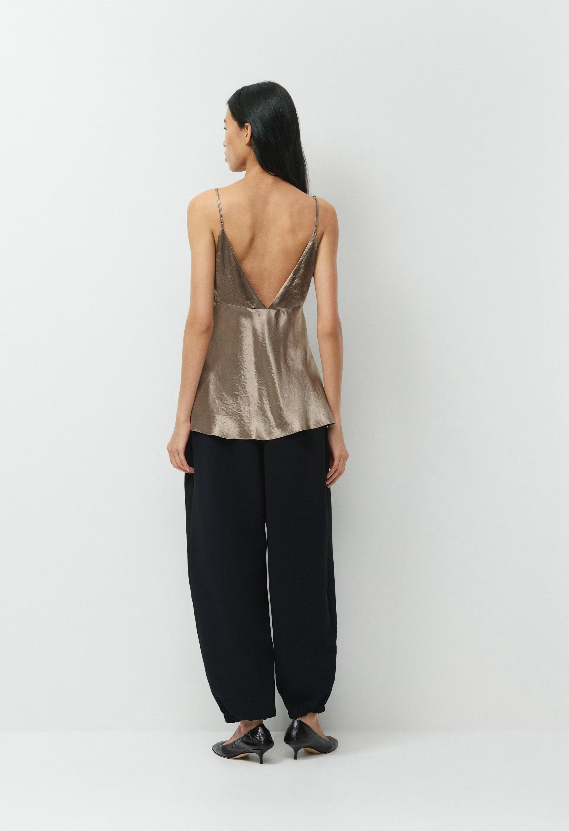 Familiar Satin Camisole - NOMAD TAUPE