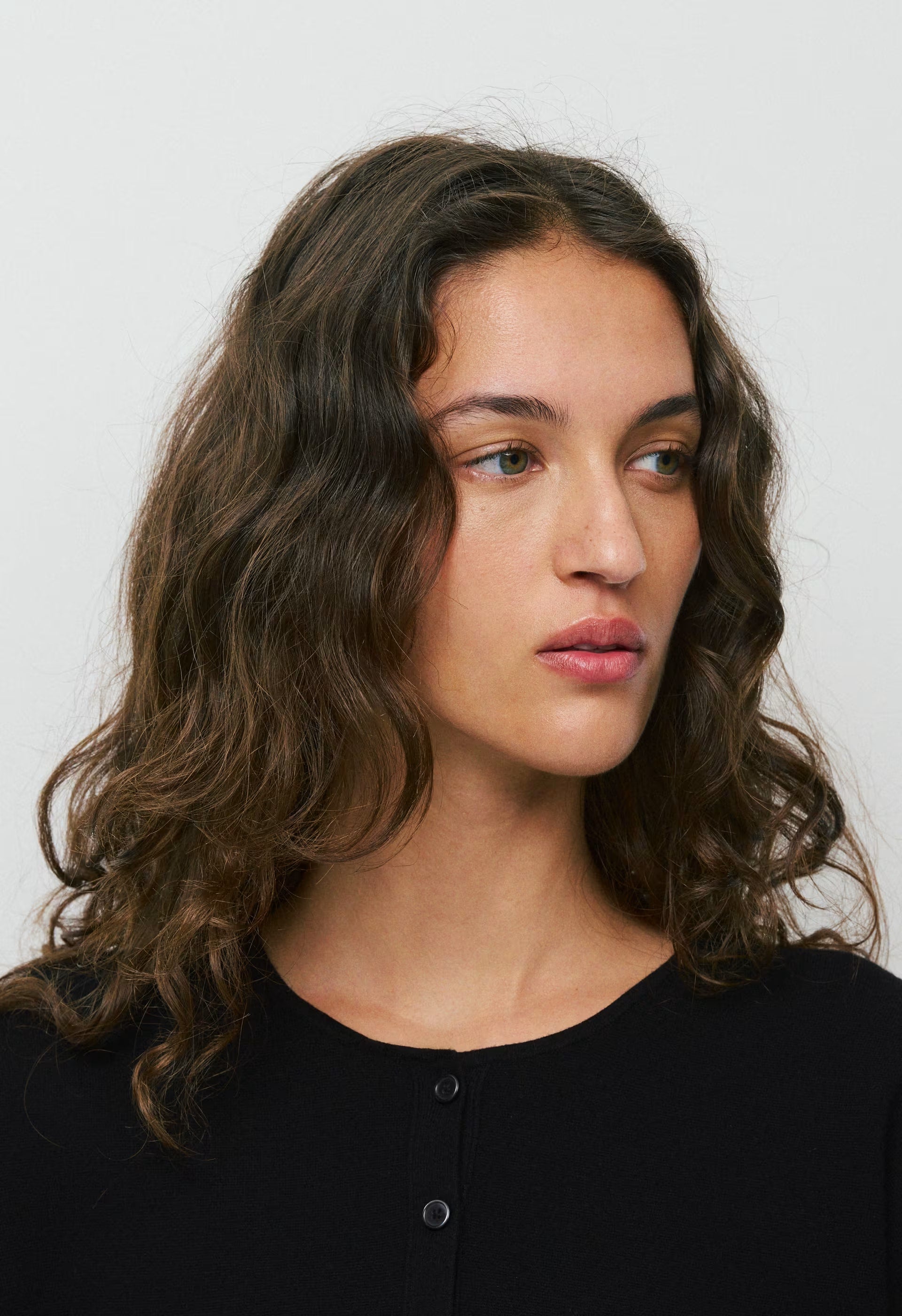Golightly Cardigan - Wonder Yarn - BLACK