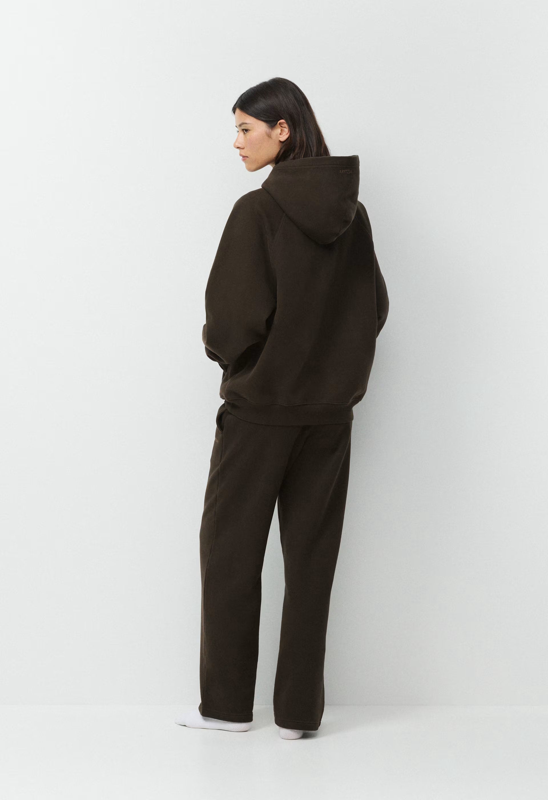 Cozy Sweatfleece Mega Raglan™ Hoodie - CACAO NIB BROWN